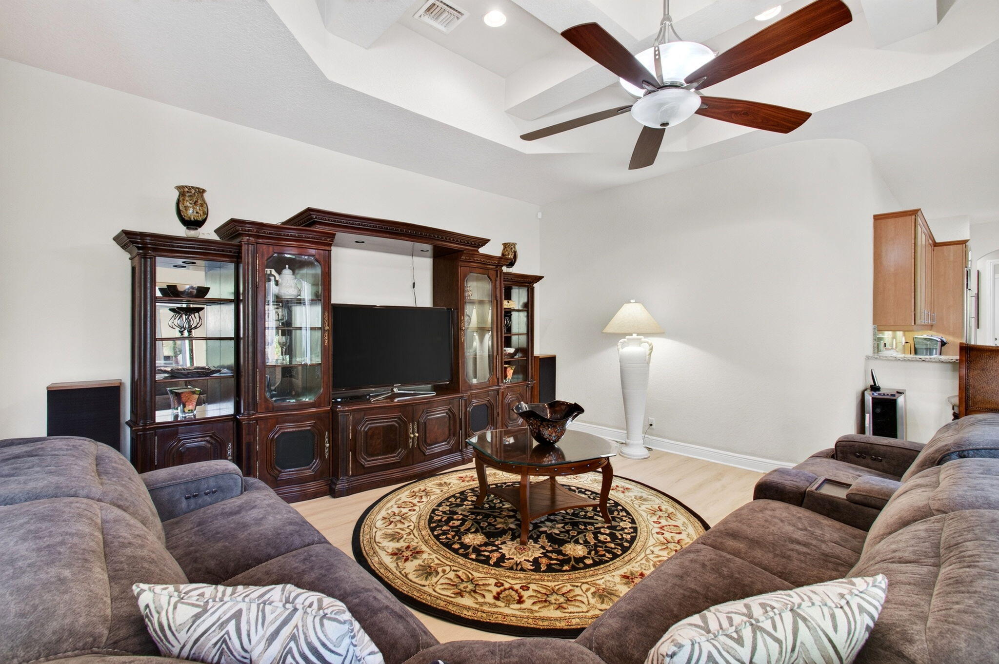 16211 Rosecroft Terrace Property Photo 24