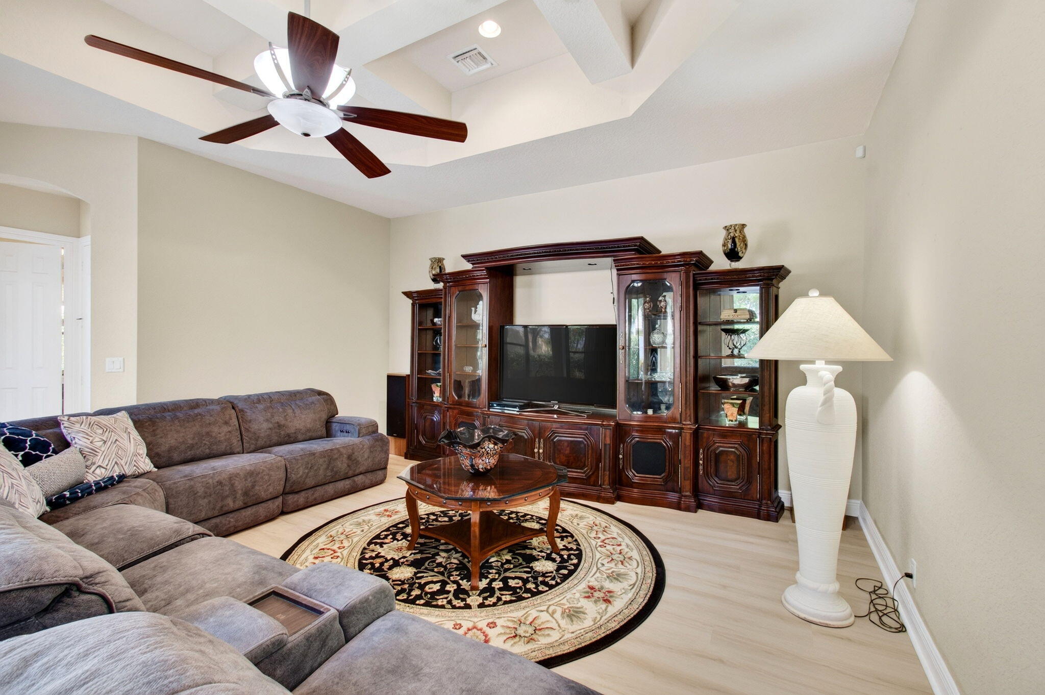 16211 Rosecroft Terrace Property Photo 26