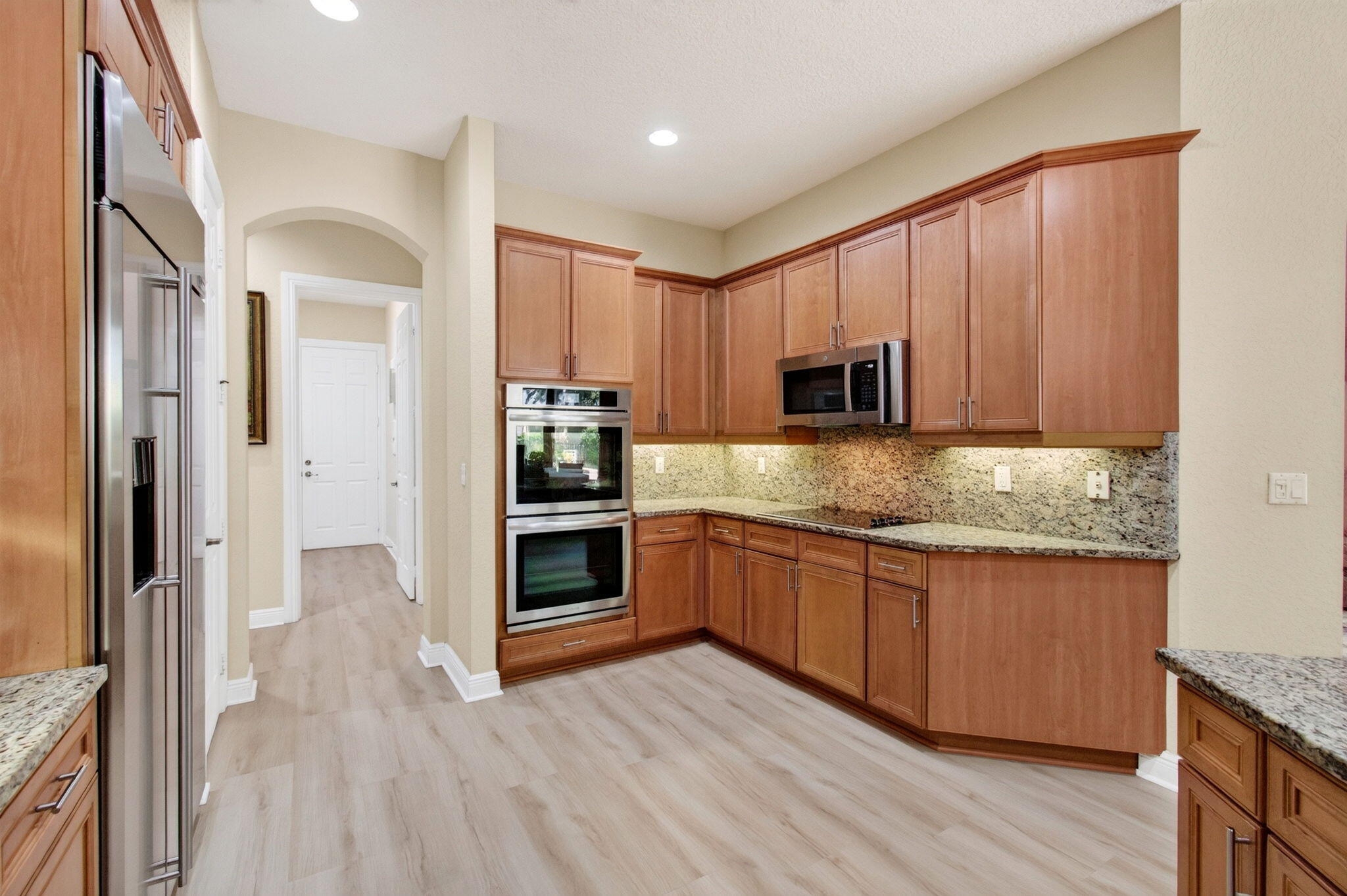 16211 Rosecroft Terrace Property Photo 30