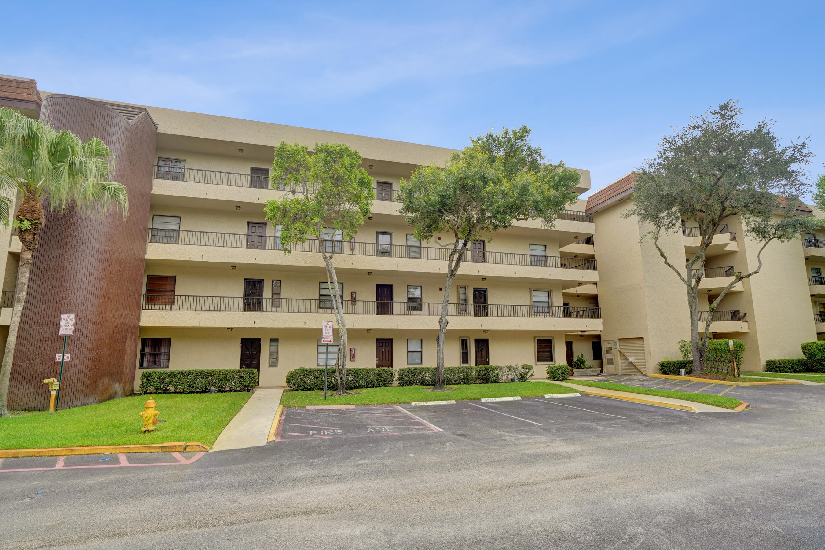 10451 W Broward Boulevard 205 Property Photo 1