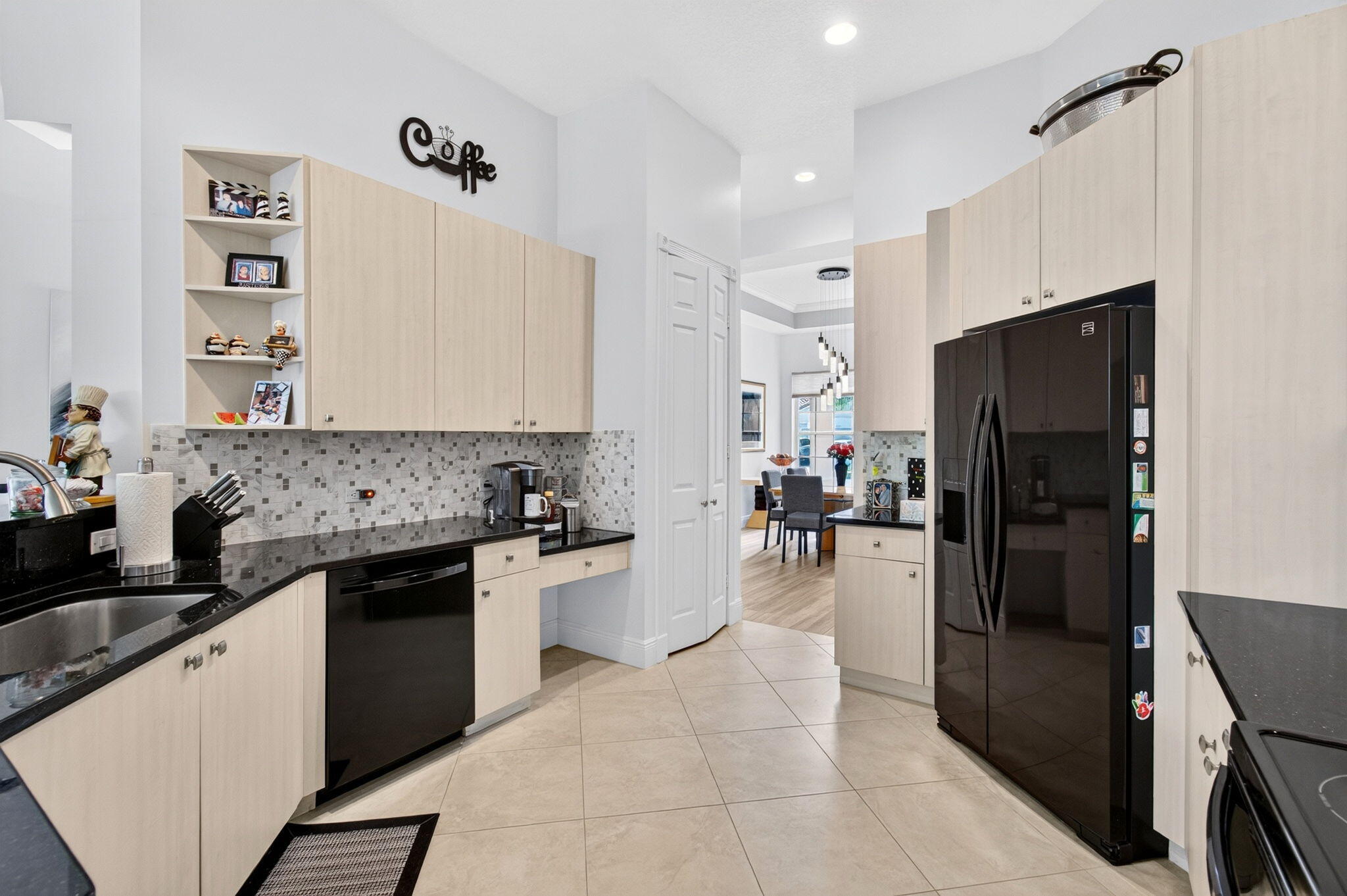 8969 Torcello Way Property Photo 9