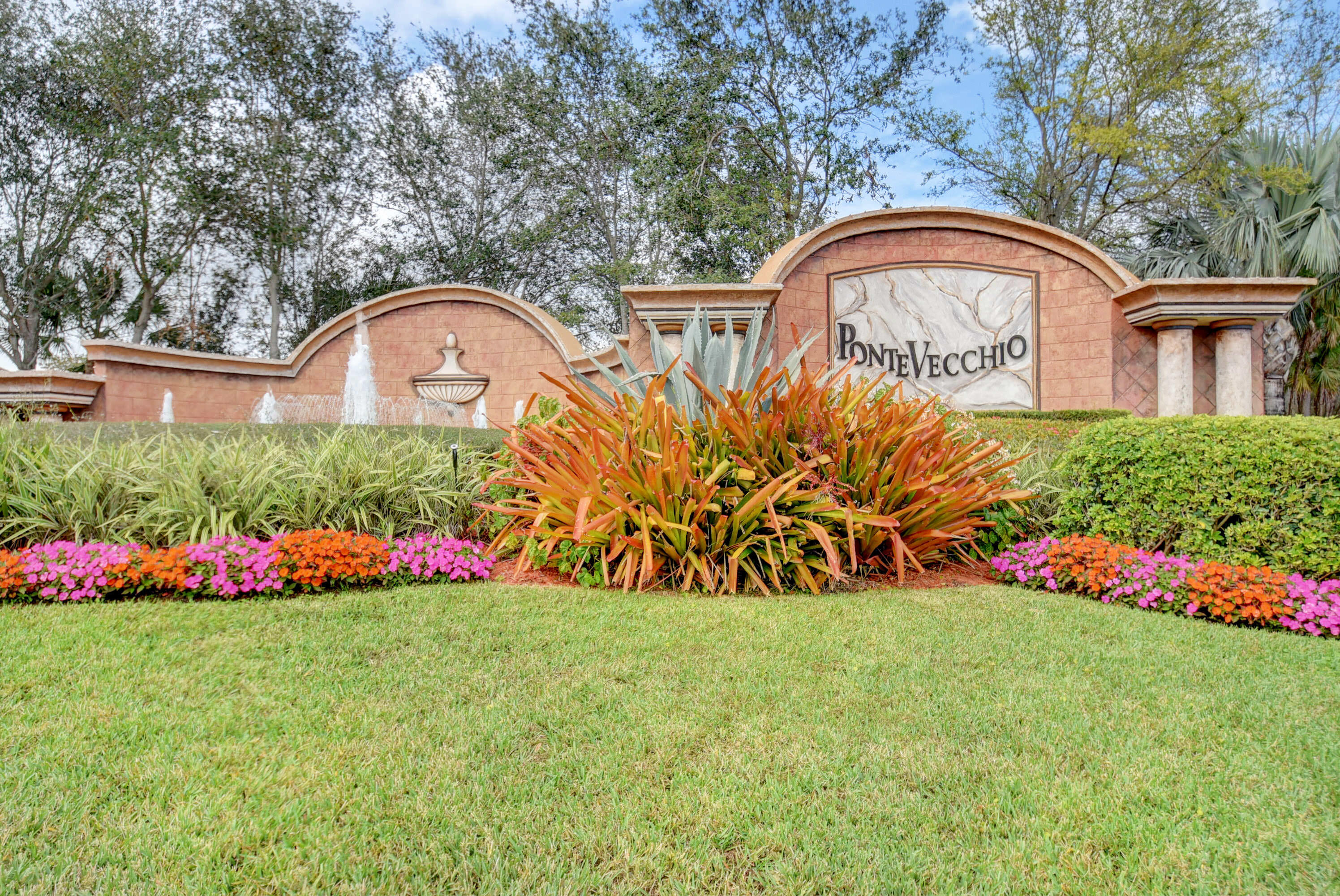 8969 Torcello Way Property Photo 60