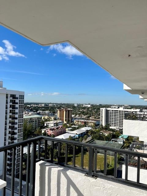 531 N Ocean Boulevard 1808 Property Photo 7