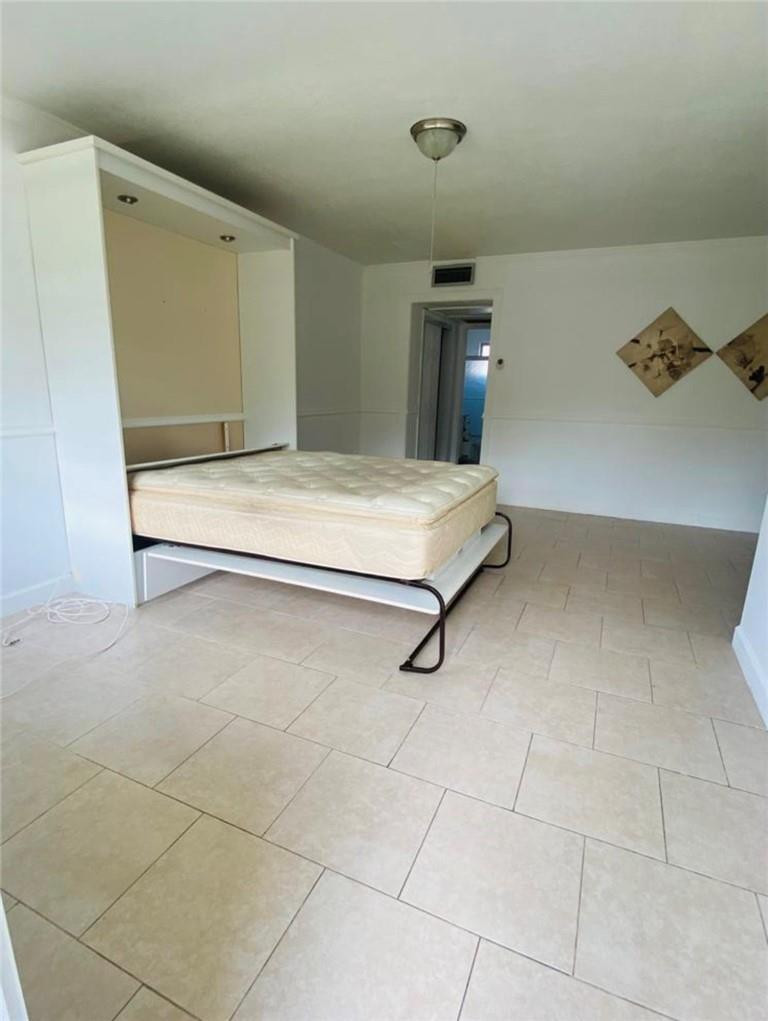 1450 Atlantic Shores Boulevard 212 Property Photo 6