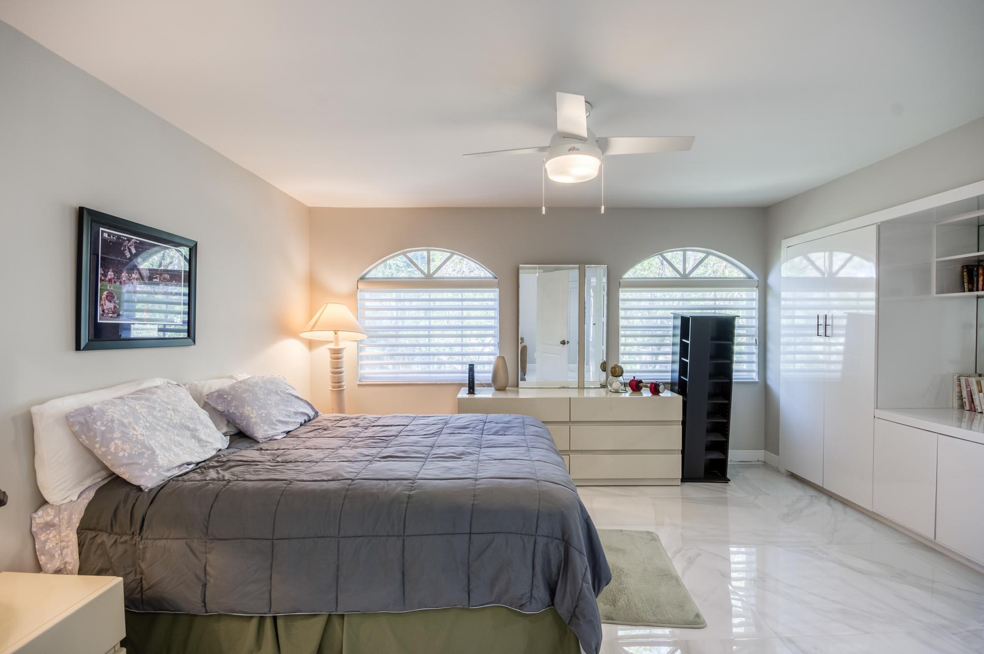 208 Legendary Circle Property Photo 7