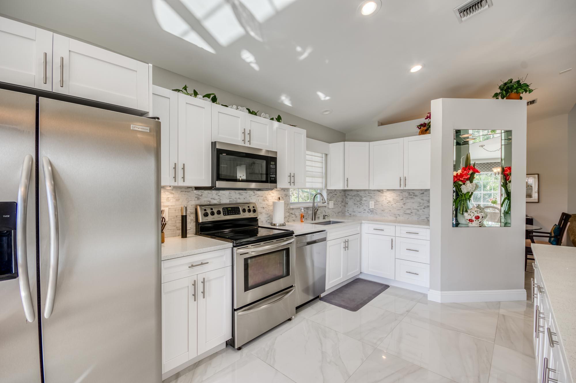 208 Legendary Circle Property Photo 15