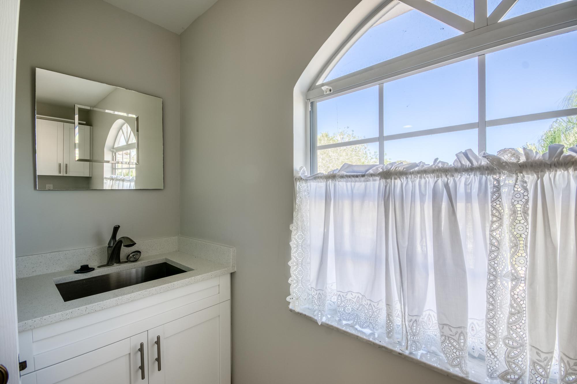 208 Legendary Circle Property Photo 17