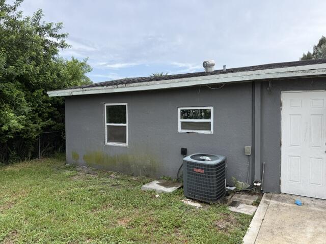 1219 Highland Road Property Photo 2
