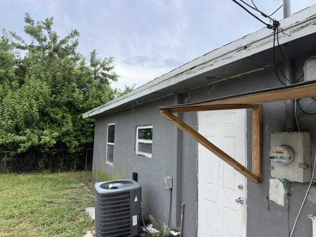 1219 Highland Road Property Photo 5