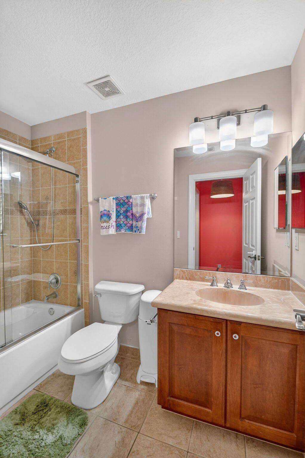 10247 Isle Wynd Court Property Photo 16