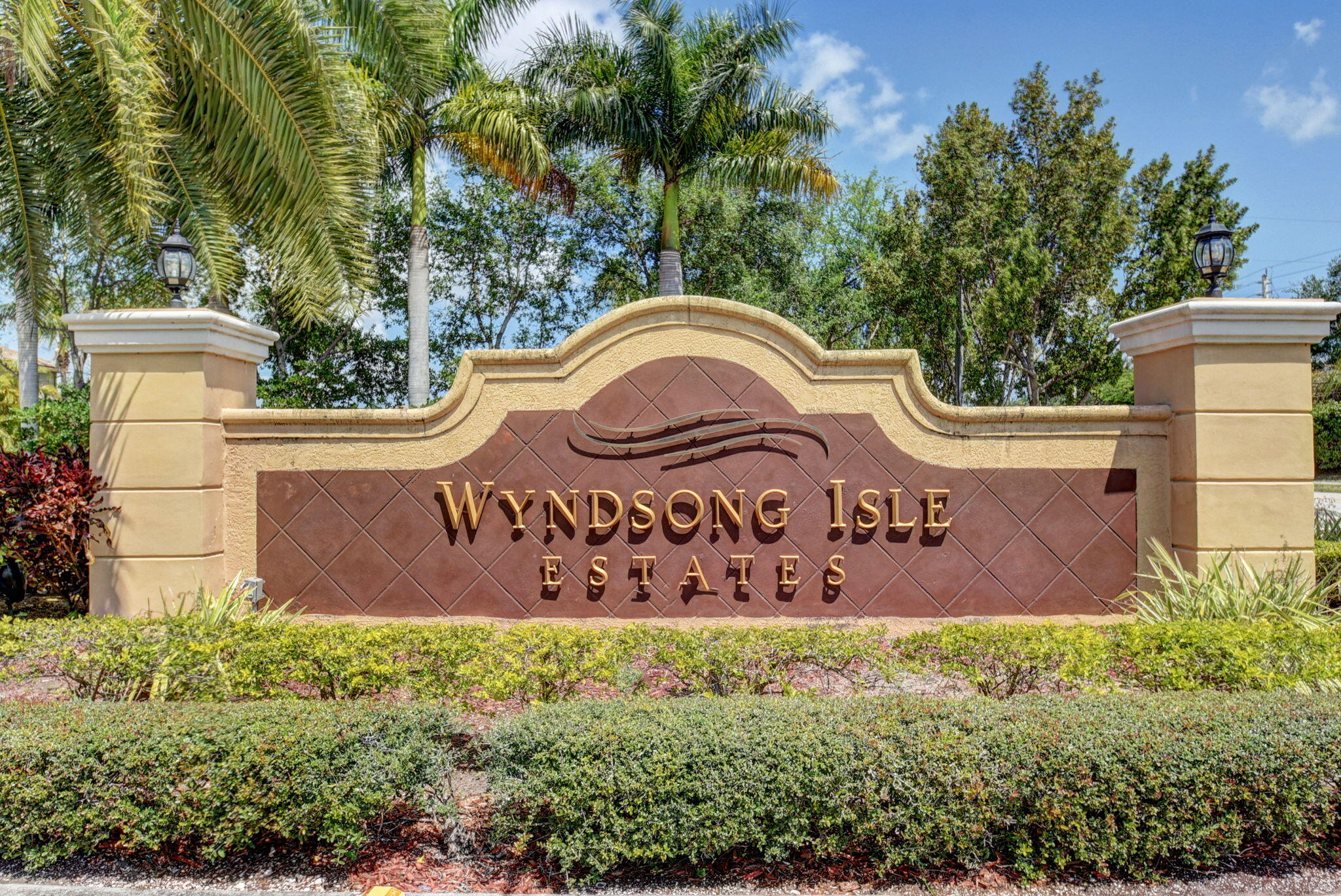 10247 Isle Wynd Court Property Photo 17