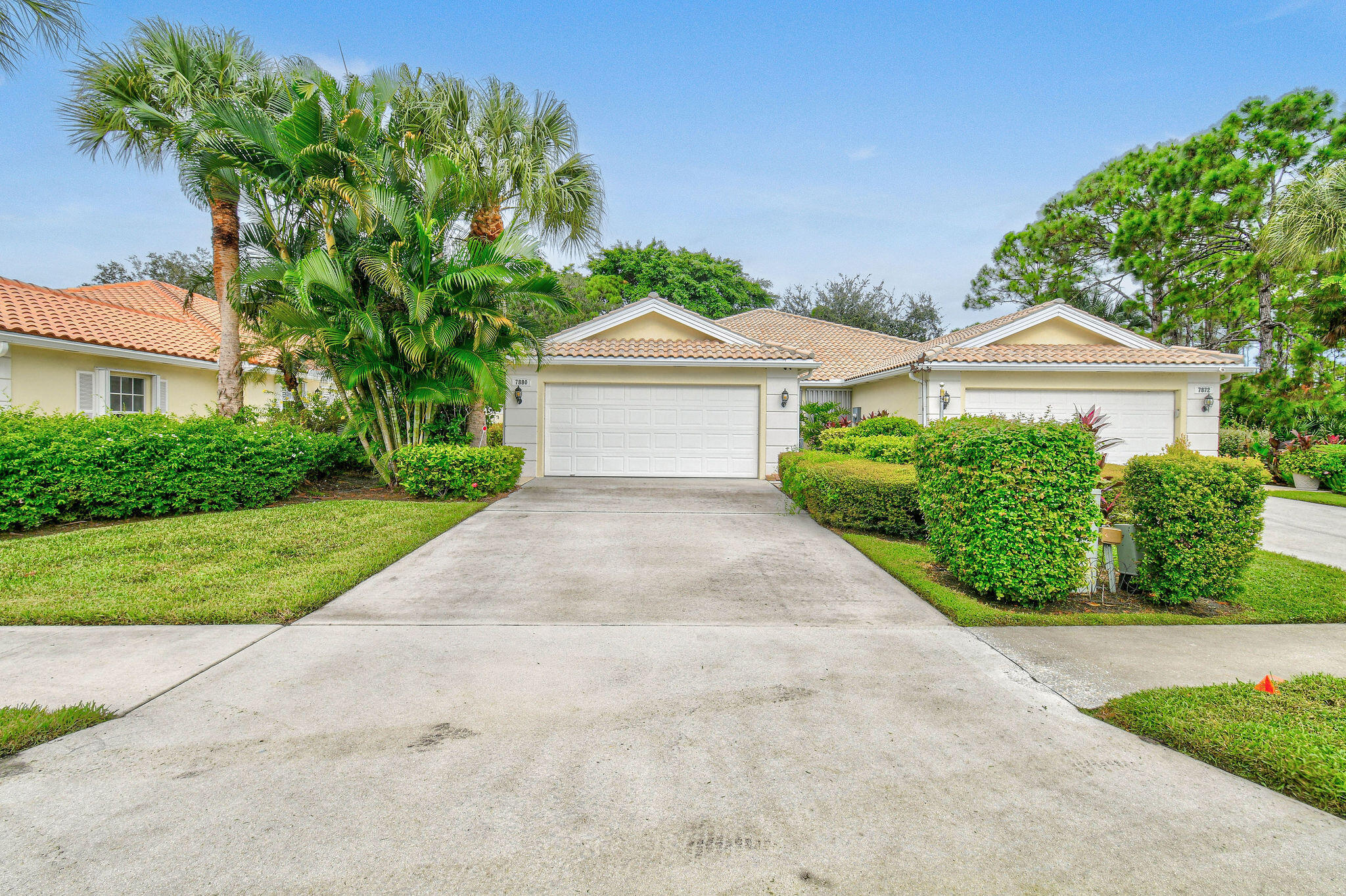 7880 Se Peppercorn Court Property Photo 1