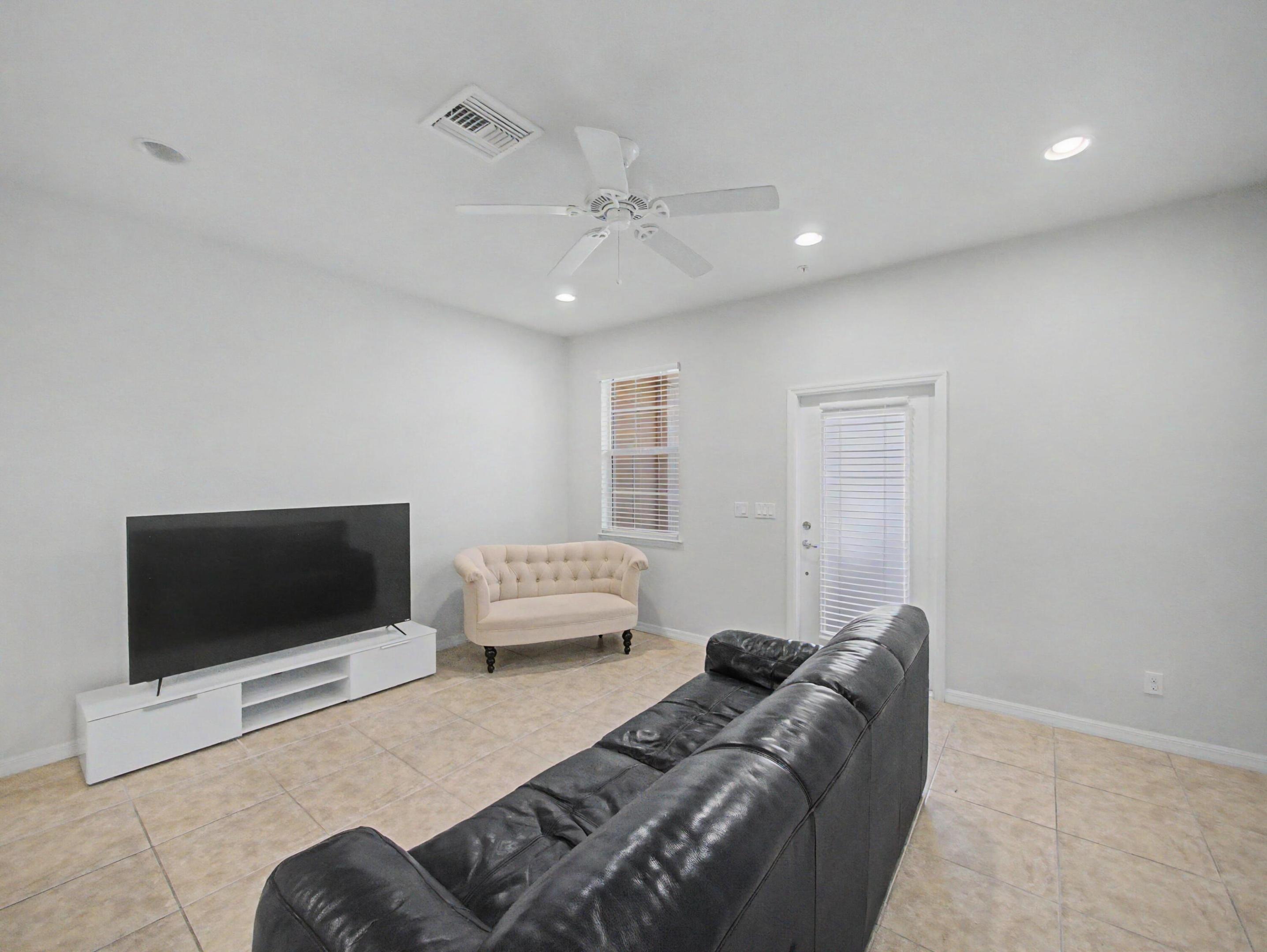 118 Black Ironwood Road 107 Property Photo 12