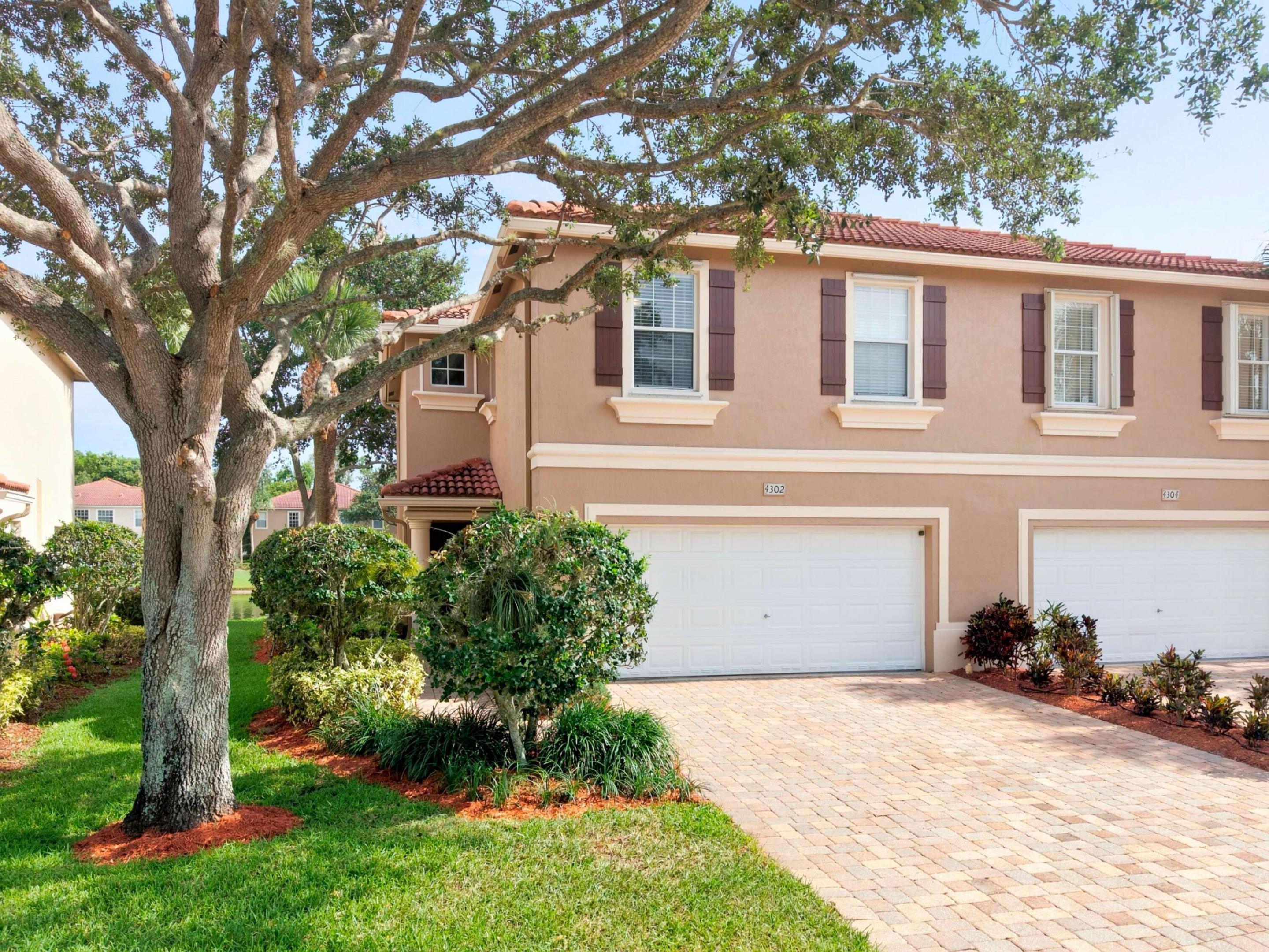 4302 Windmill Palm Way Property Photo 1