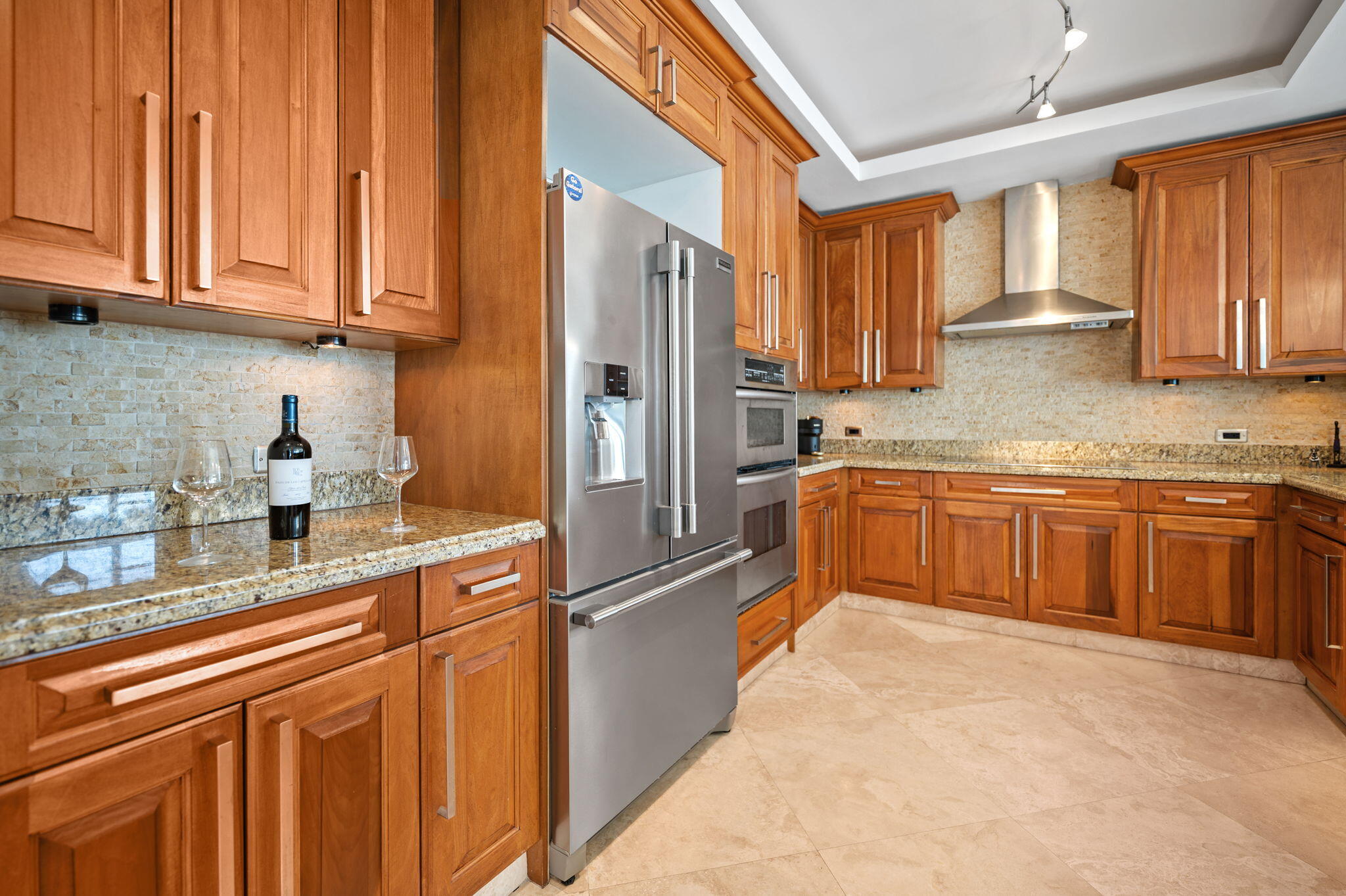48 Hendricks Isle 2 A-a Property Photo 12