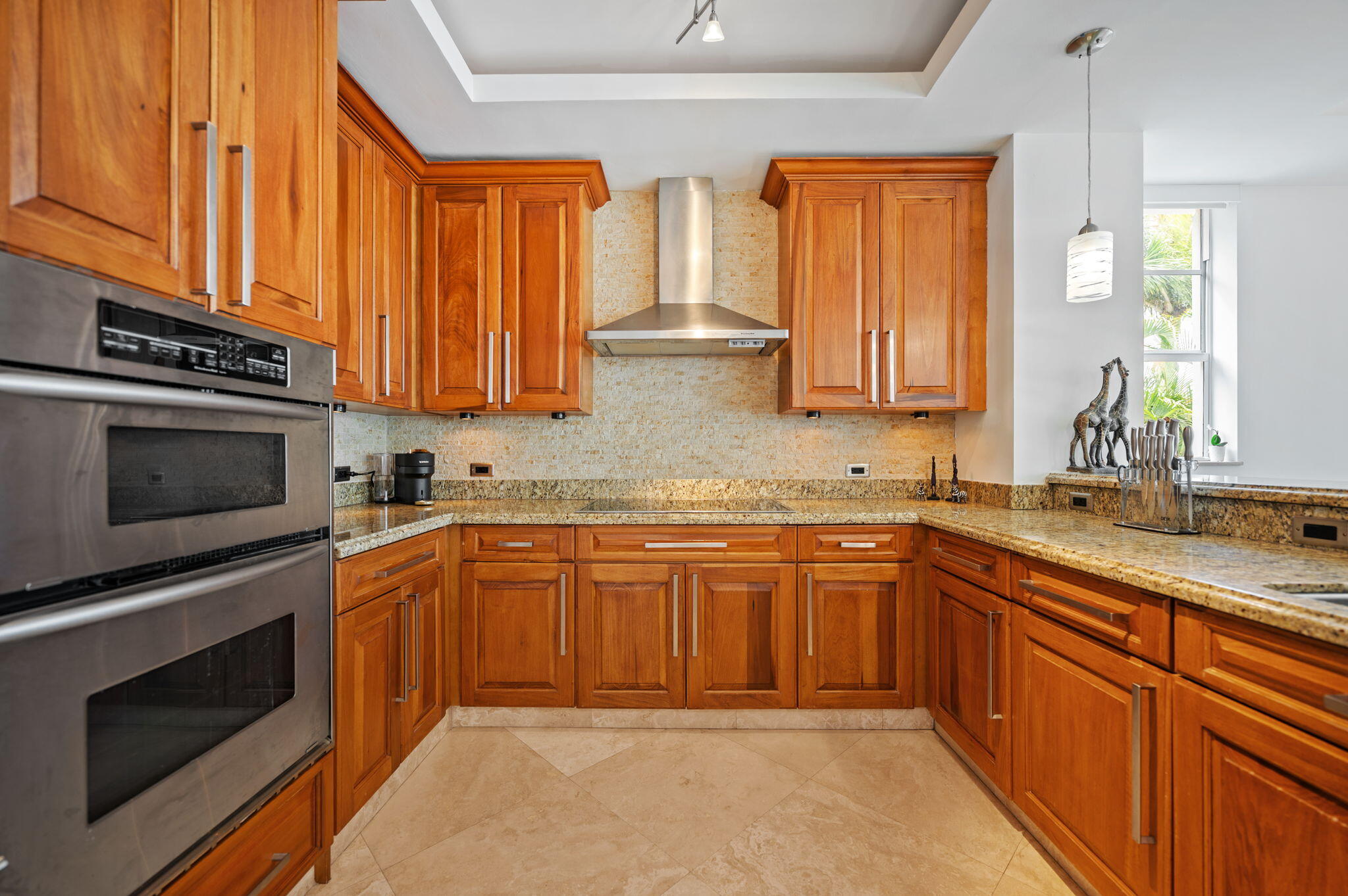 48 Hendricks Isle 2 A-a Property Photo 13