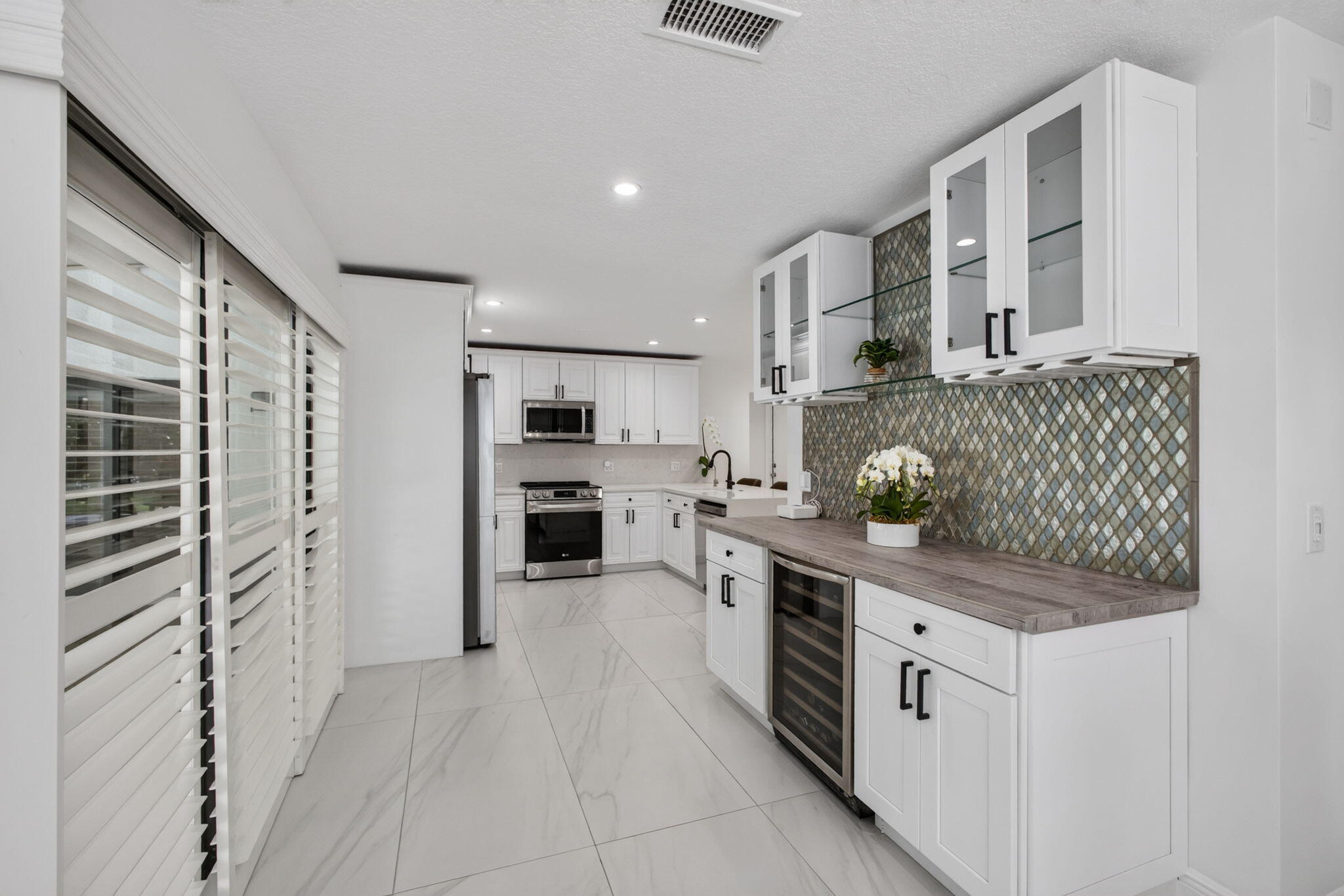 6188 Celadon Circle Property Photo 7
