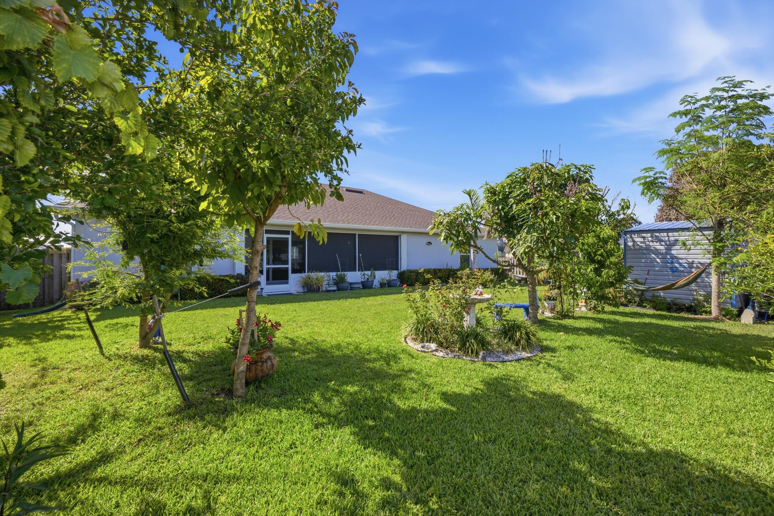 2081 Sw Tropical Terrace Property Photo 42