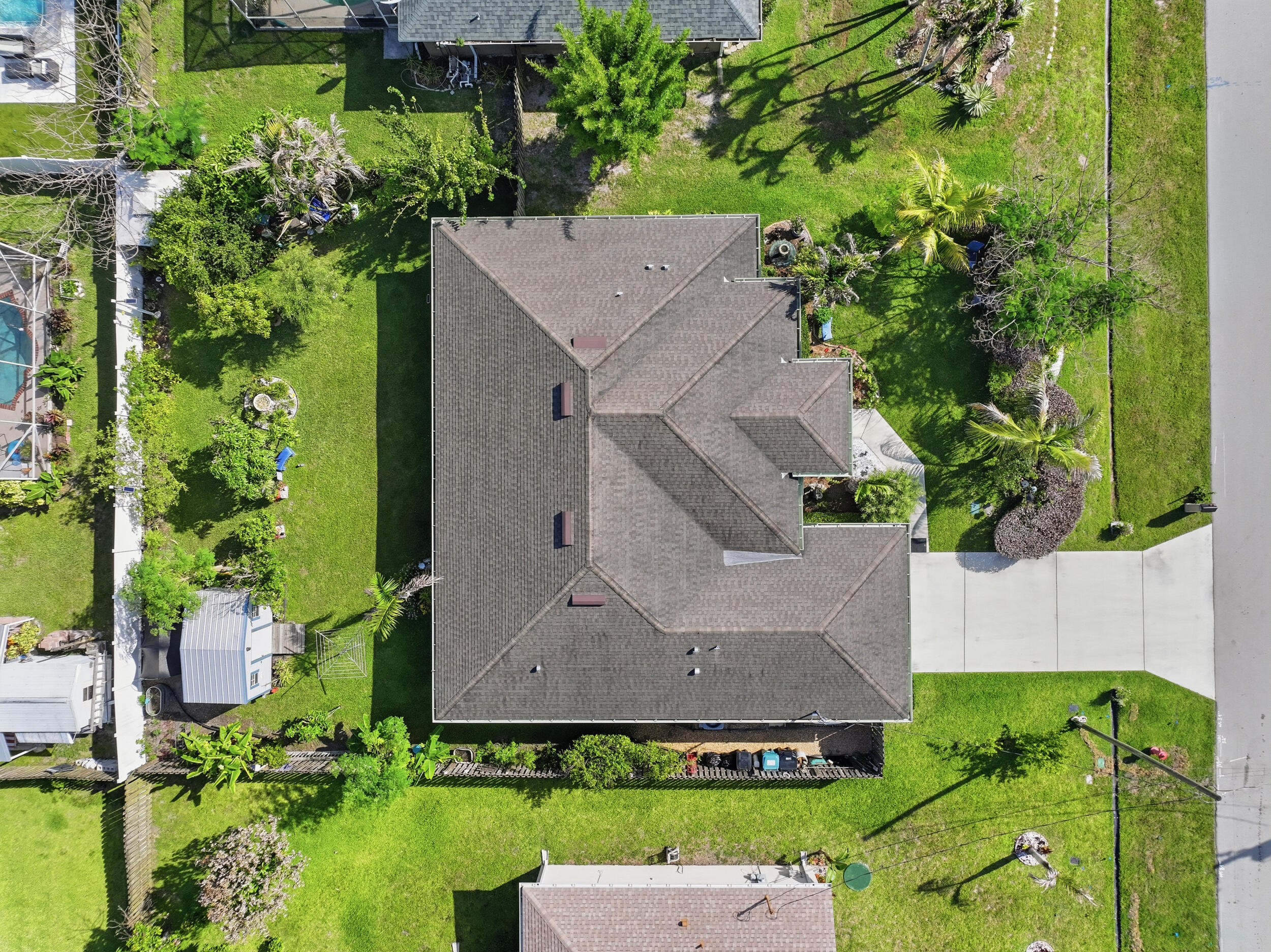 2081 Sw Tropical Terrace Property Photo 50