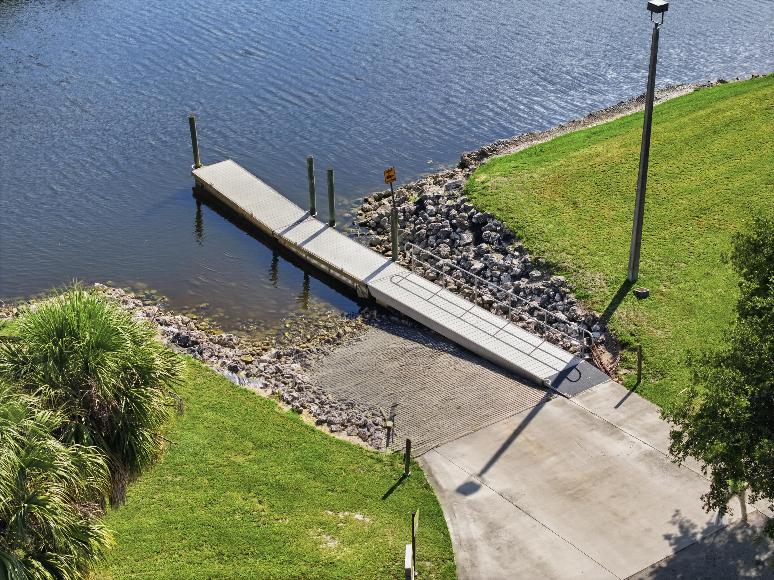 2081 Sw Tropical Terrace Property Photo 73