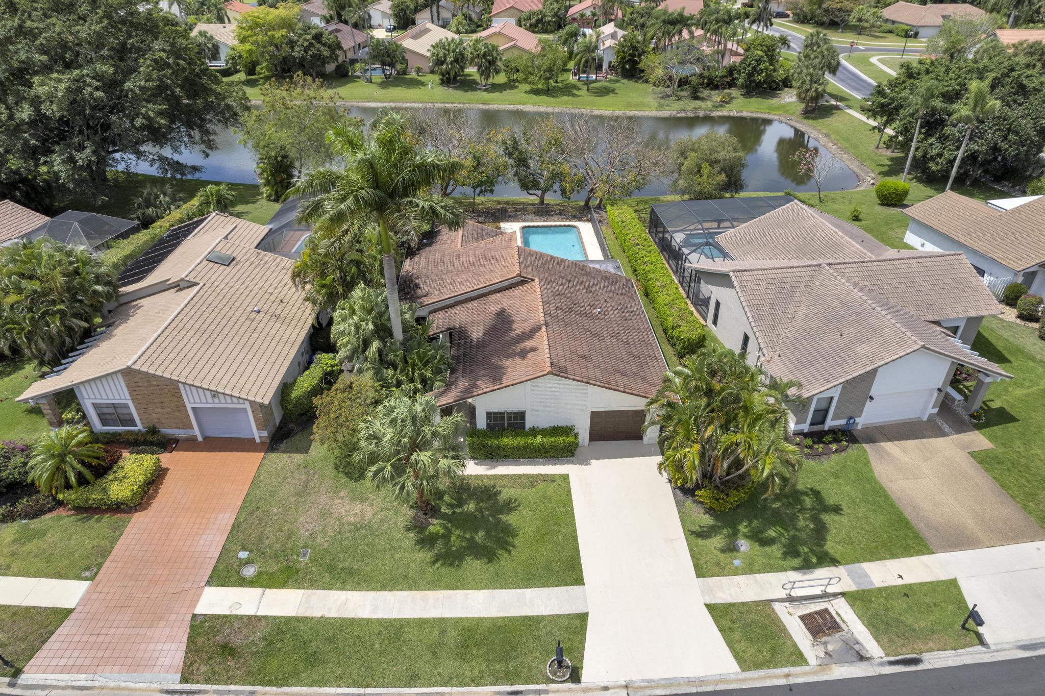 10084 Camelback Lane Property Photo 18