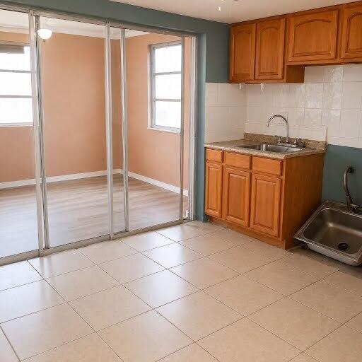 1030 Nw 73rd Avenue Property Photo 5