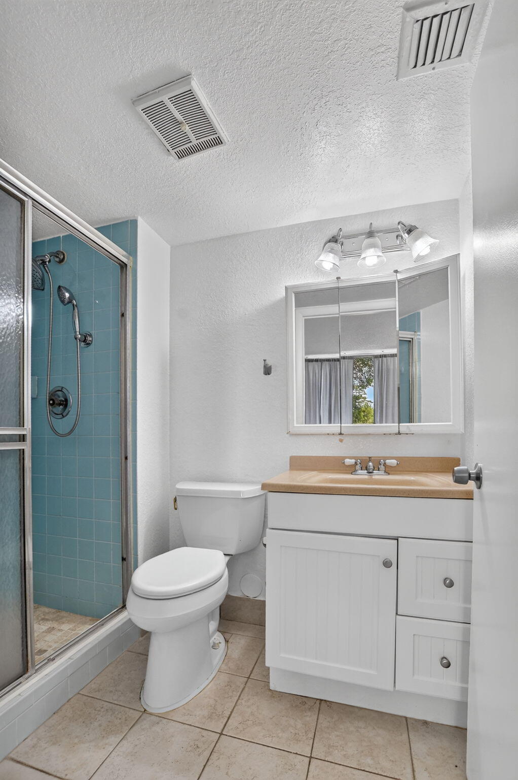 1700 Nw 80th Avenue 104 Property Photo 17