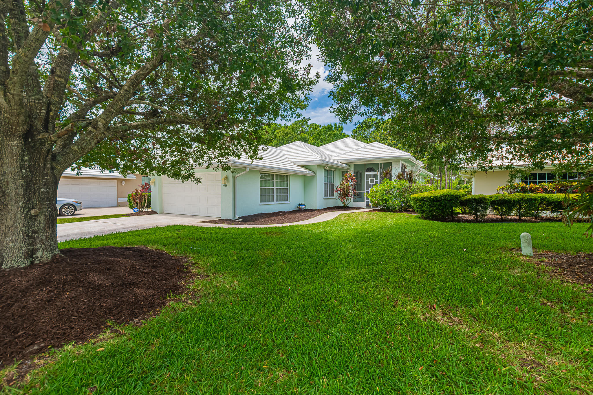 414 SW Fairway Landing