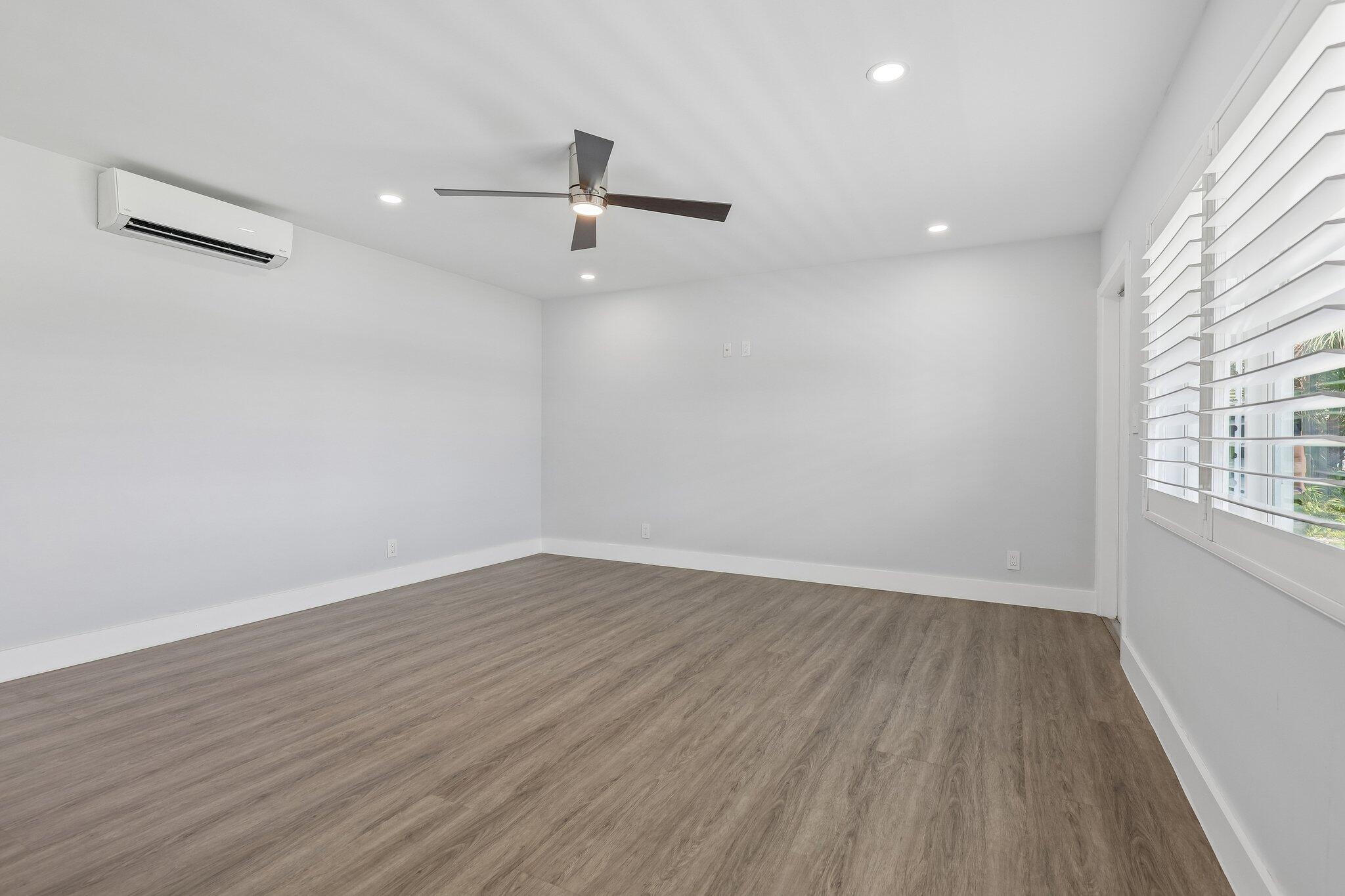 1850 S Ocean Drive 111 Property Photo 15