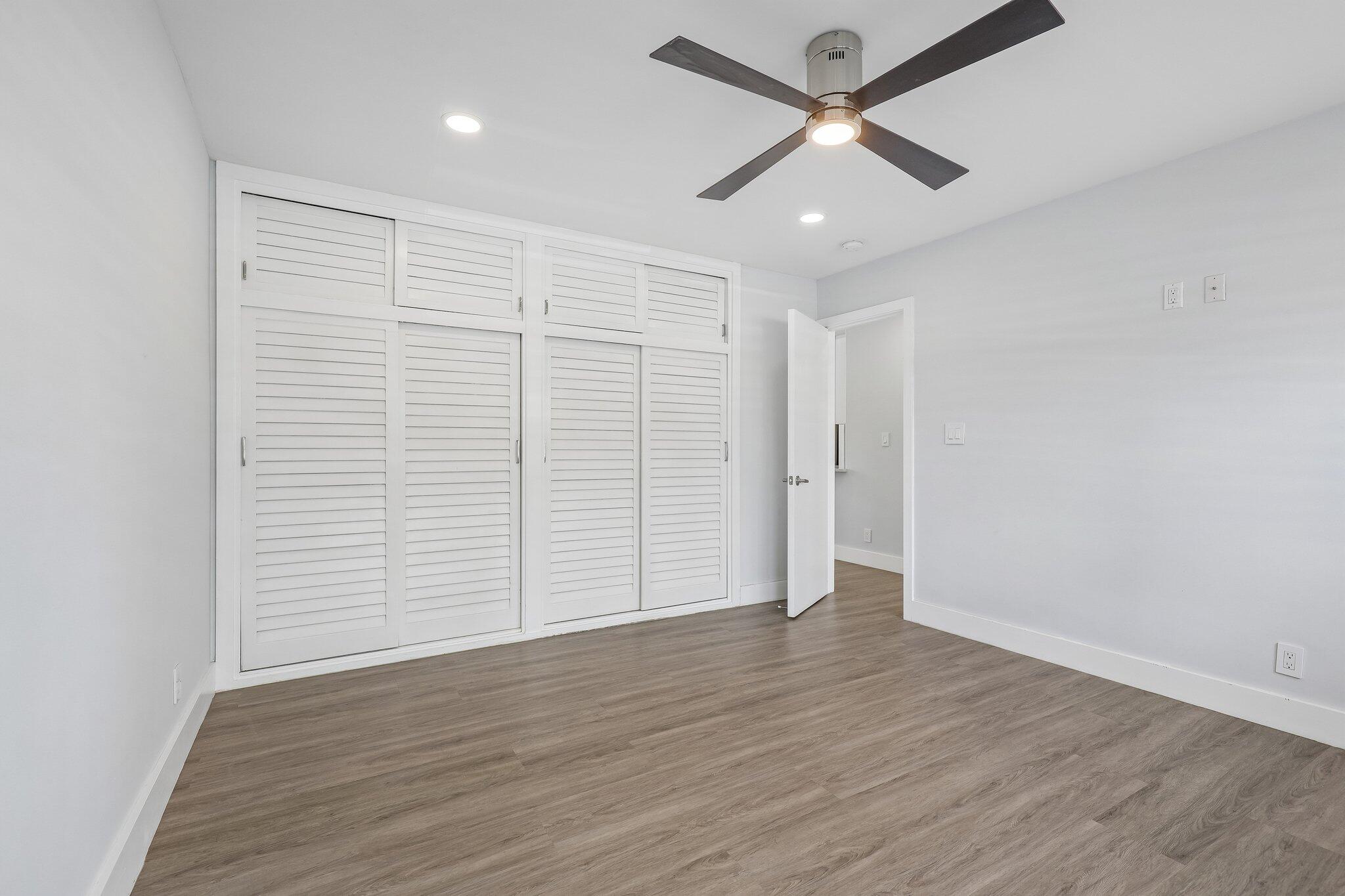 1850 S Ocean Drive 111 Property Photo 21