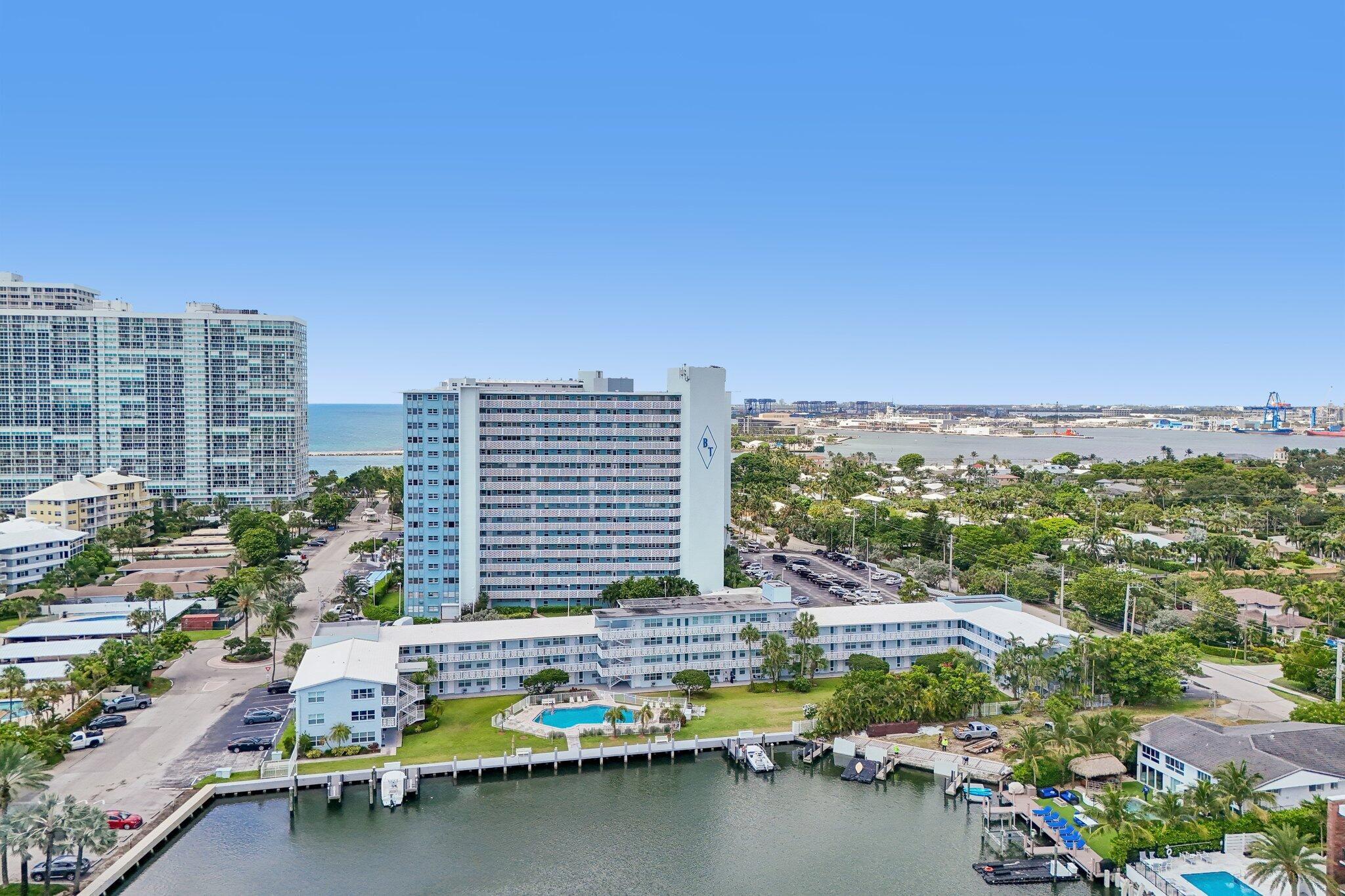 1850 S Ocean Drive 111 Property Photo 33
