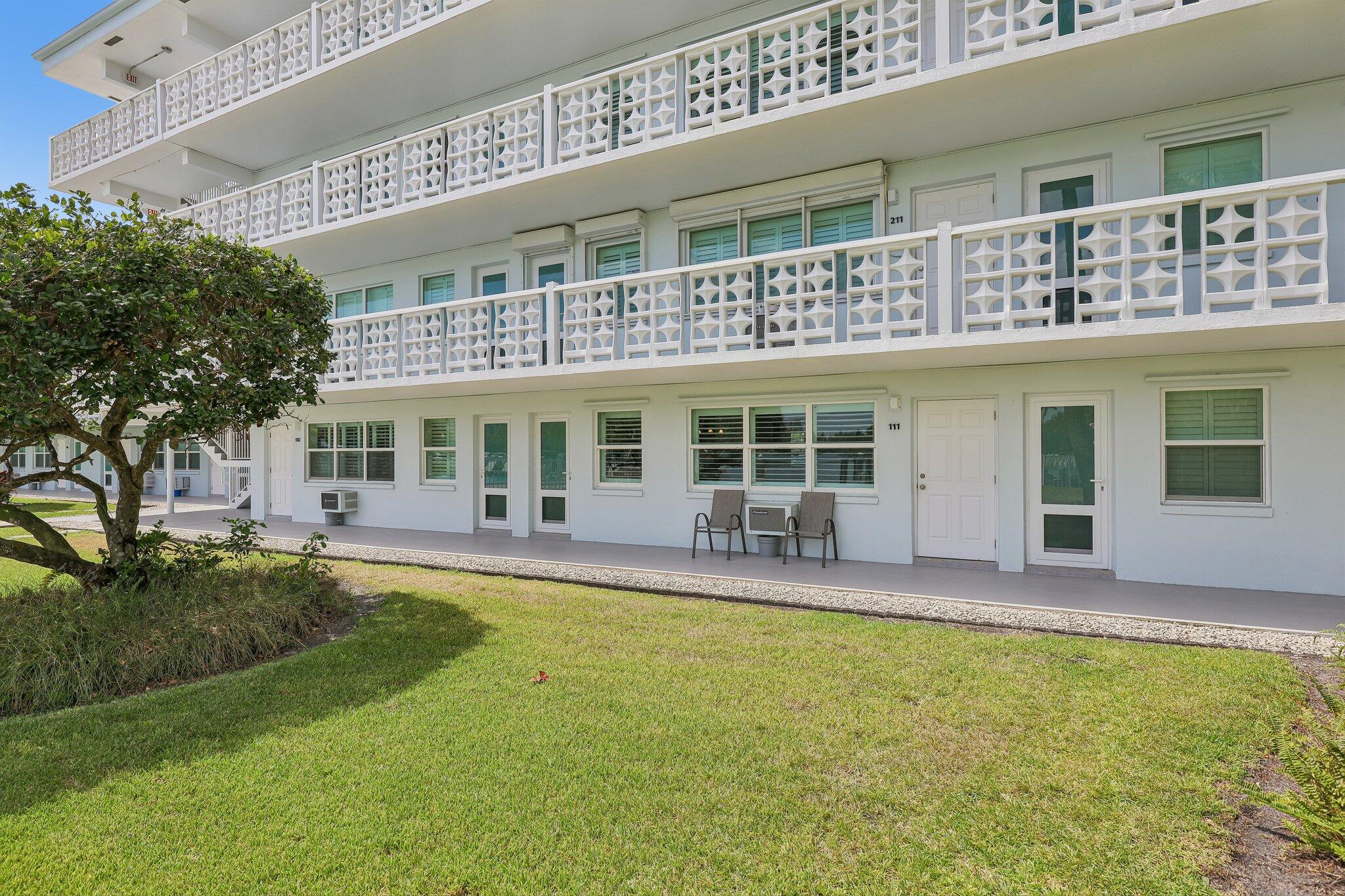 1850 S Ocean Drive 111 Property Photo 39