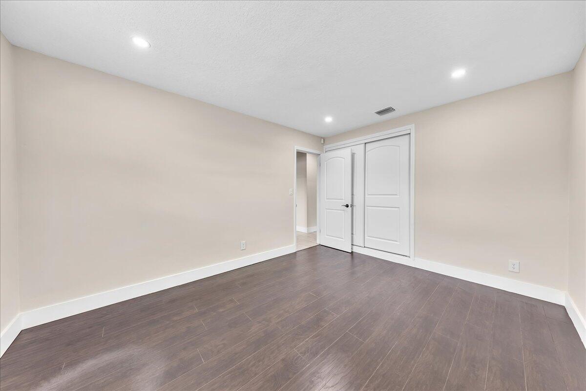 611 N Highland Drive Property Photo 24