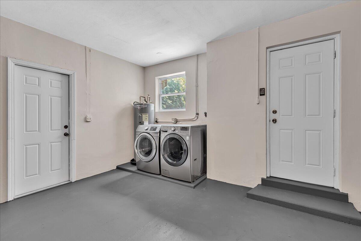 611 N Highland Drive Property Photo 32