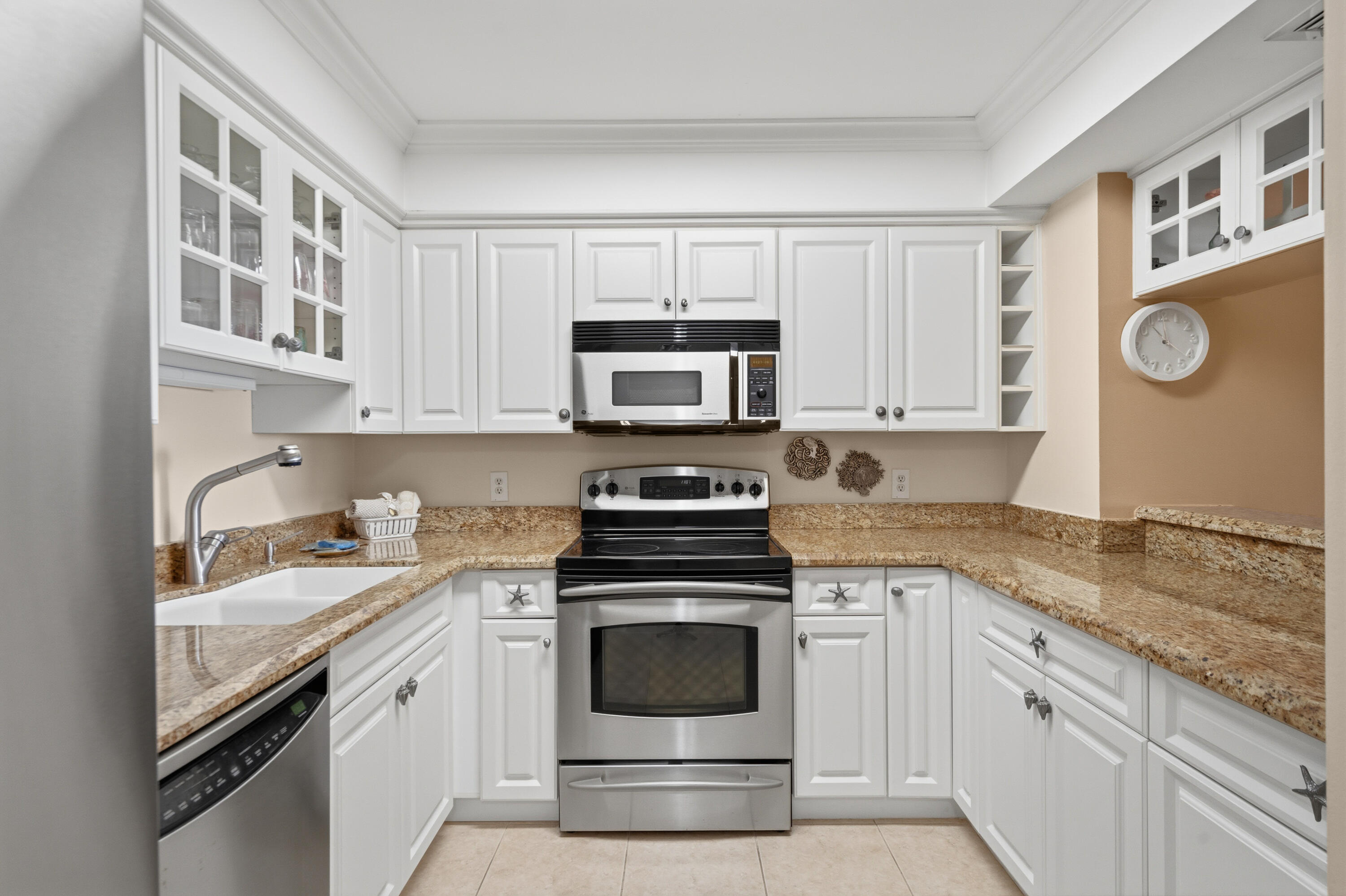 420 Celestial Way 205 Property Photo 12