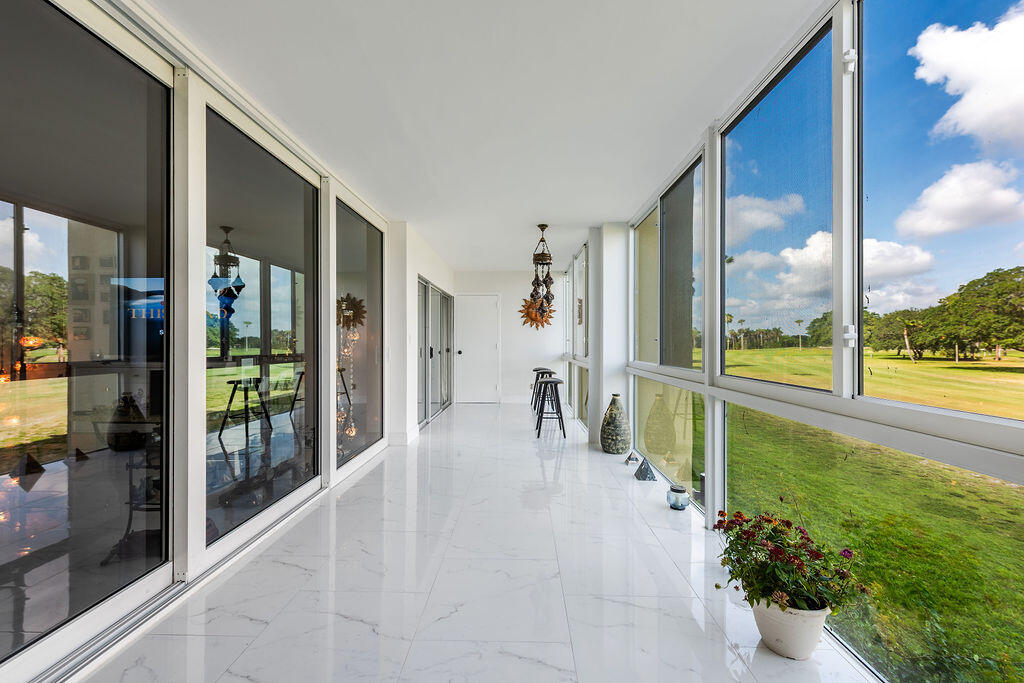 3661 Via Poinciana 206 Property Photo 20