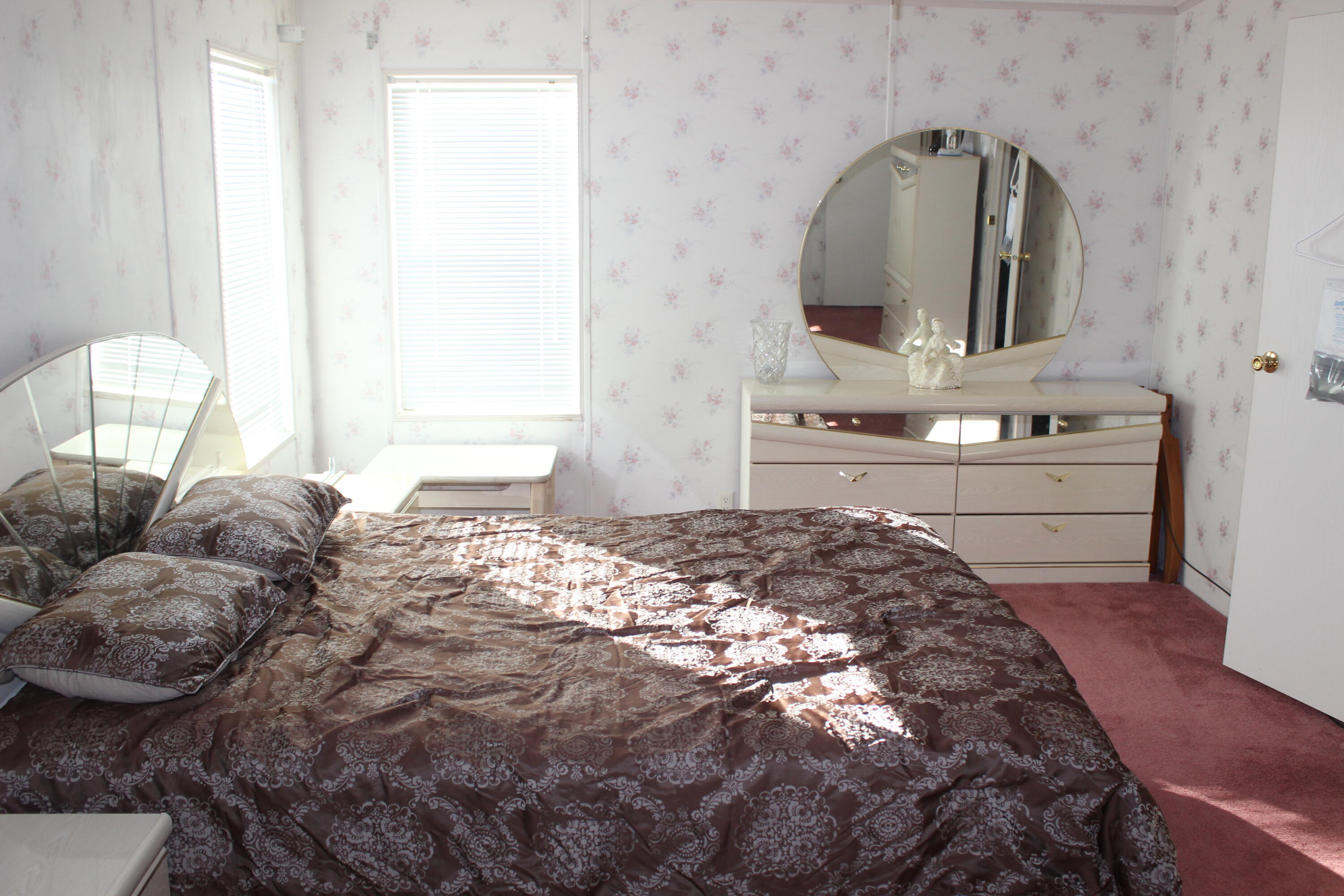 6731 Sinsonte Court Property Photo 17