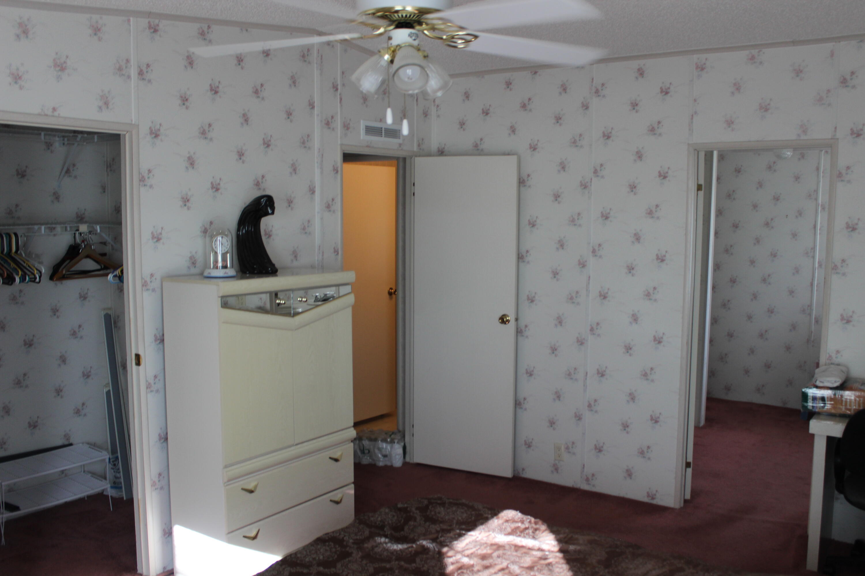 6731 Sinsonte Court Property Photo 19