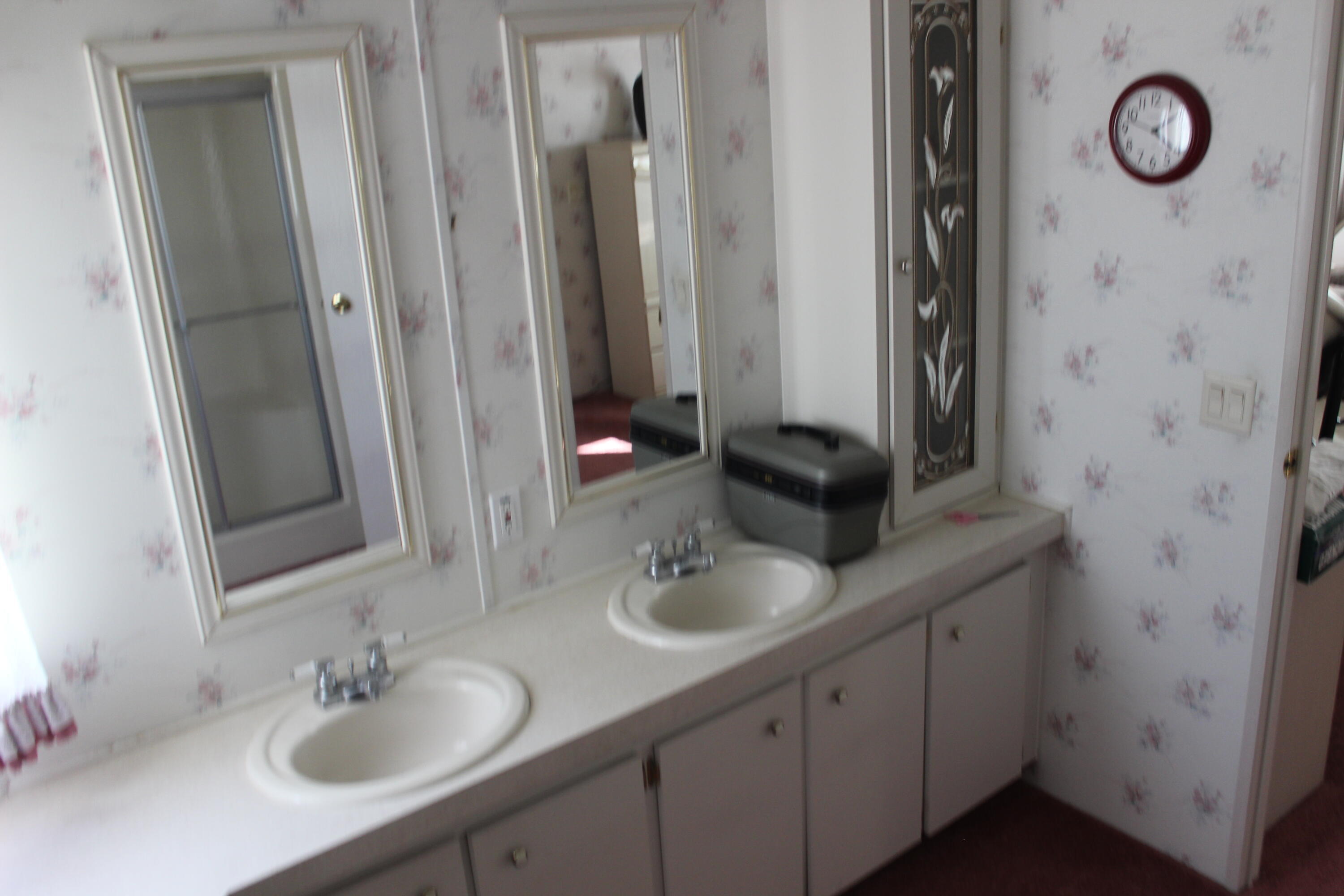 6731 Sinsonte Court Property Photo 23