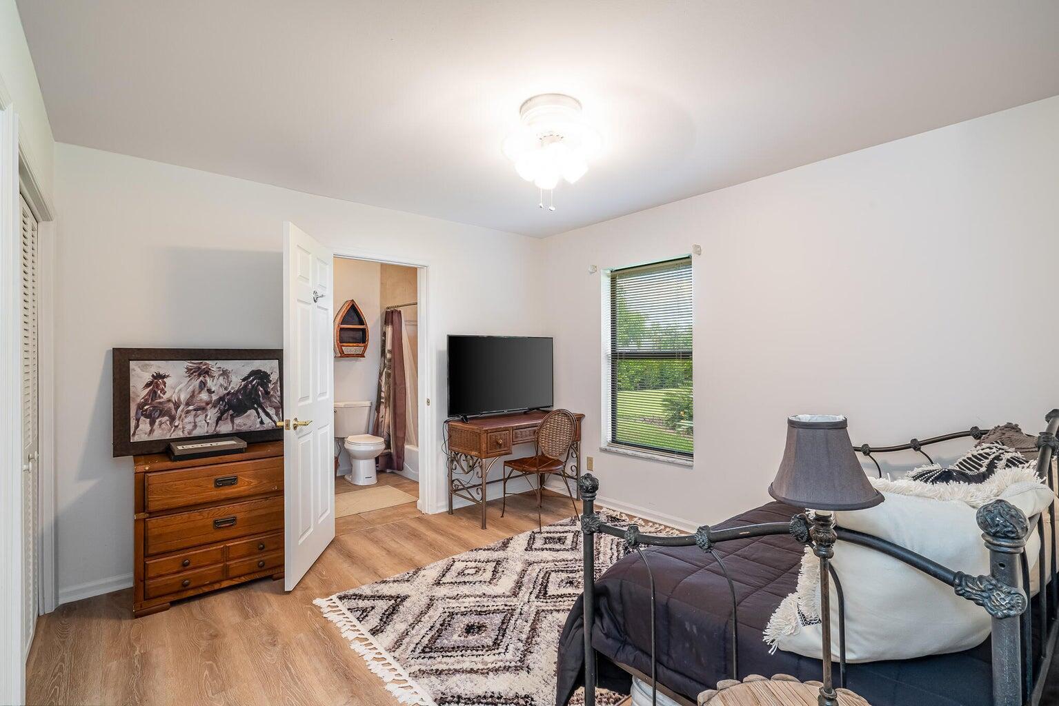 12775 Guilford Circle Property Photo 18