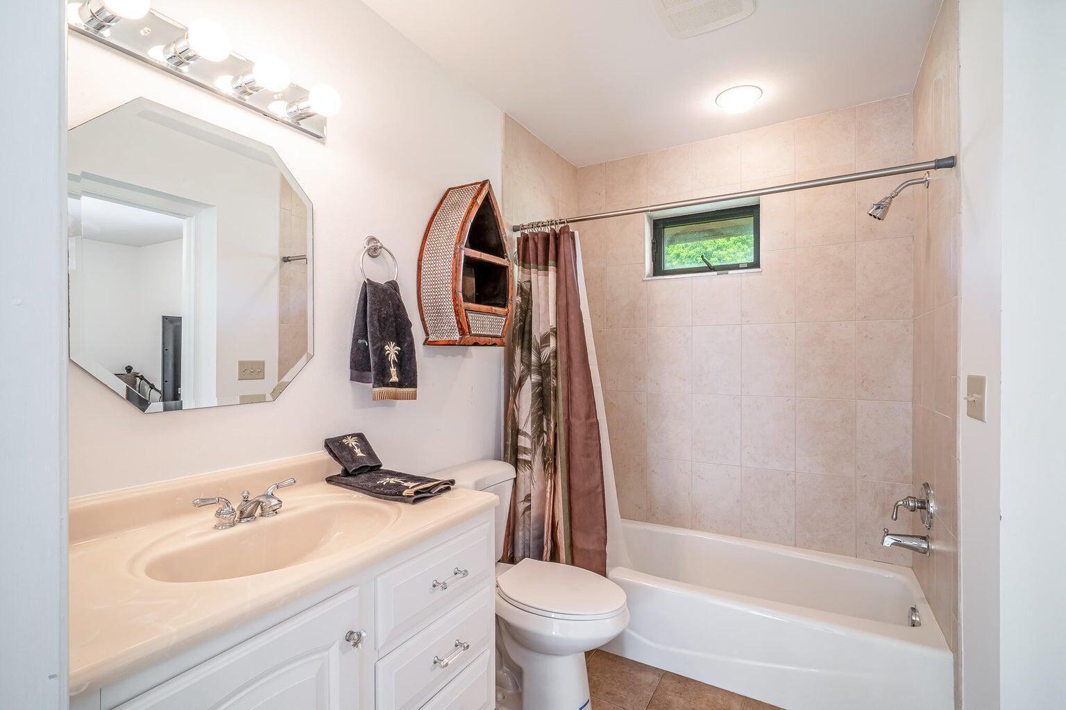 12775 Guilford Circle Property Photo 19