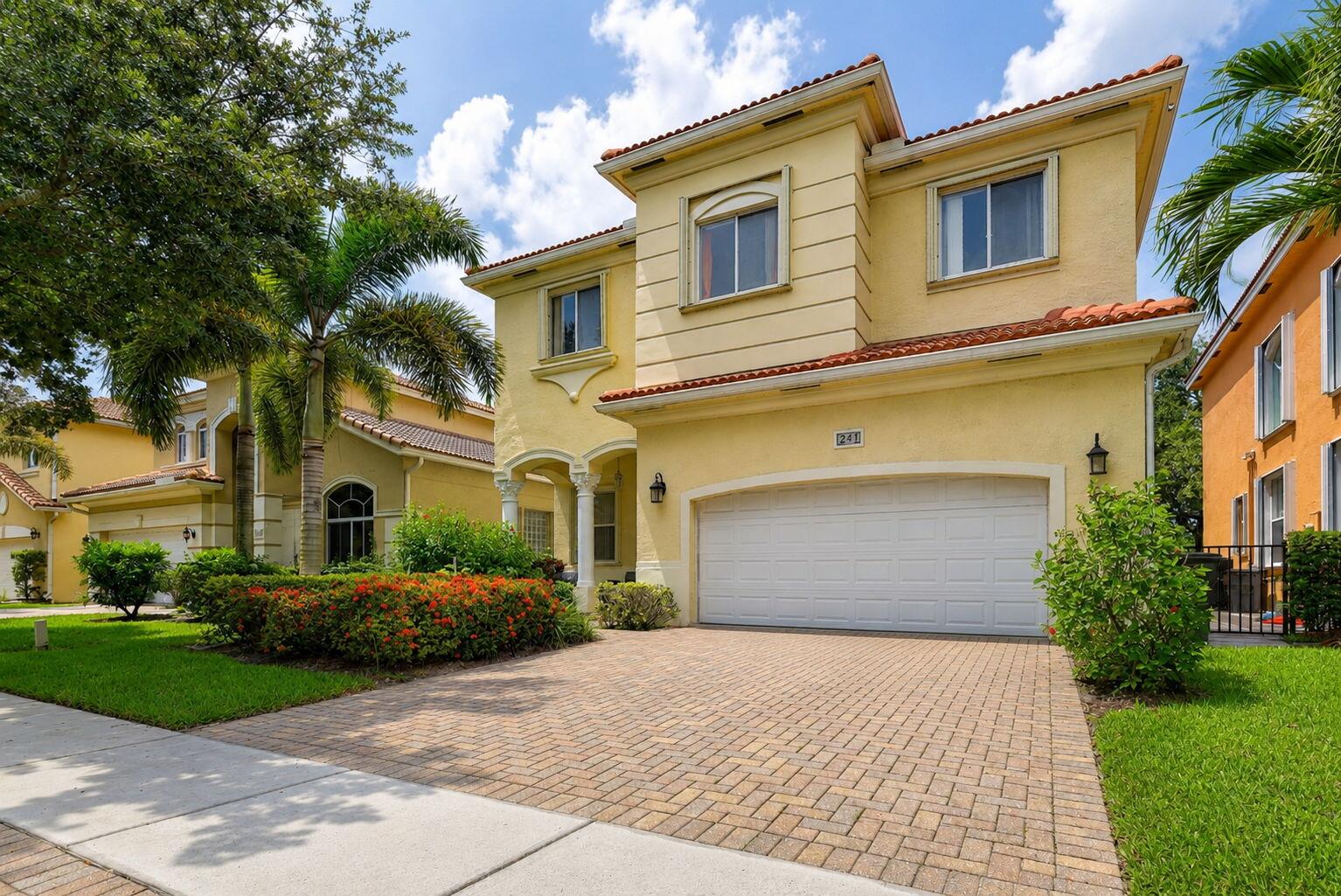 241 Gazetta Way Property Photo 2
