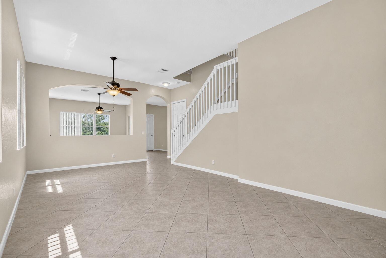 241 Gazetta Way Property Photo 7