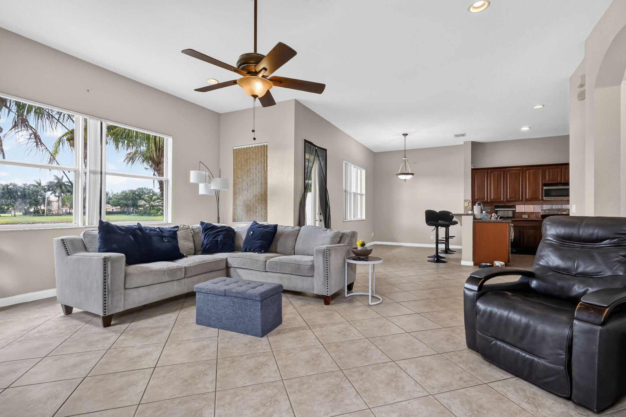 241 Gazetta Way Property Photo 14