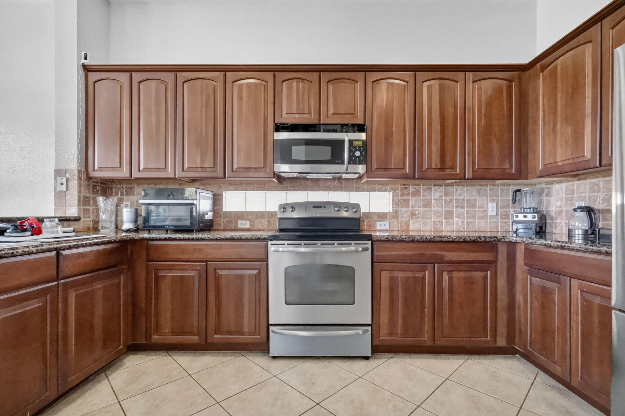 241 Gazetta Way Property Photo 20
