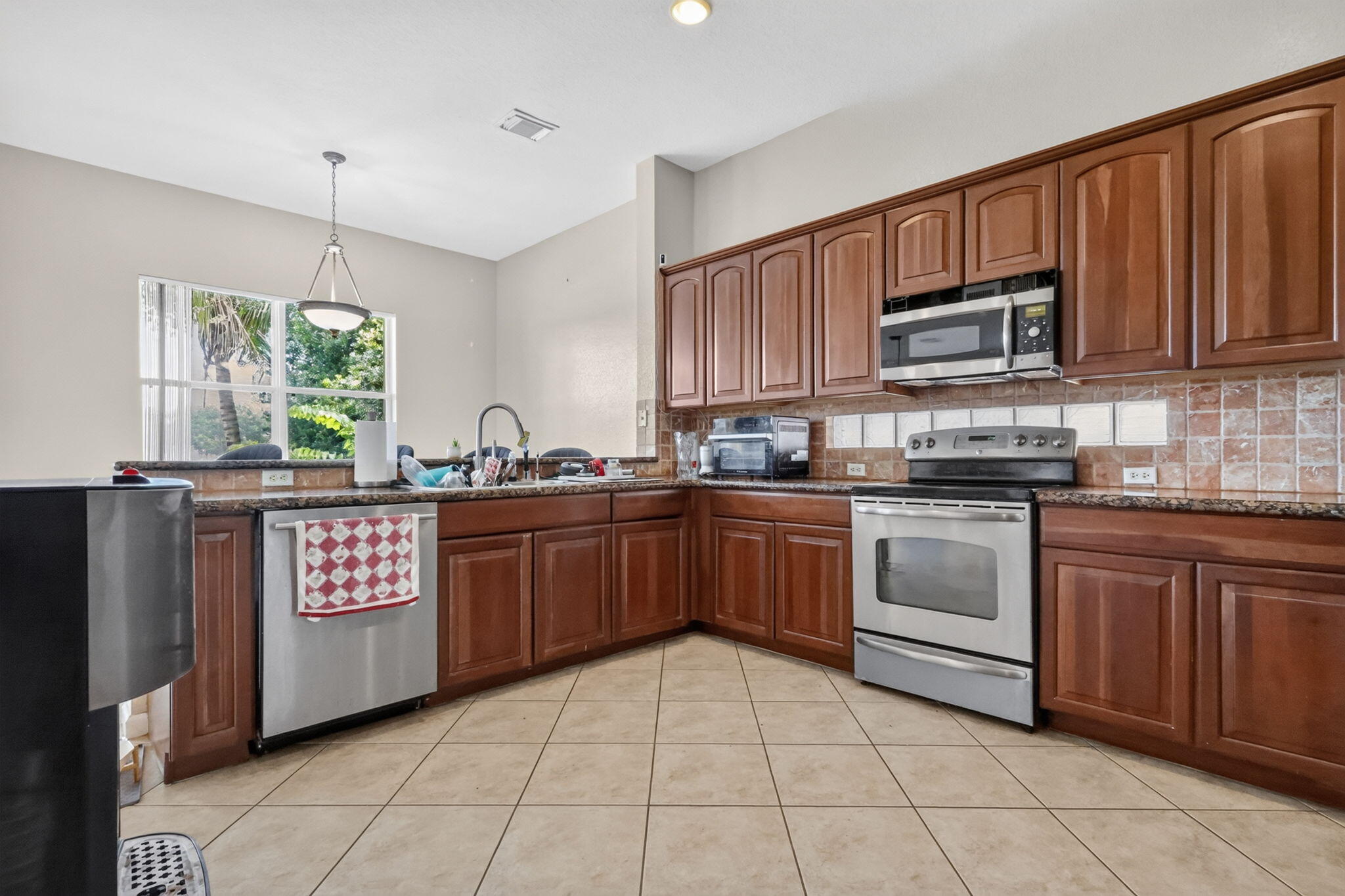 241 Gazetta Way Property Photo 22