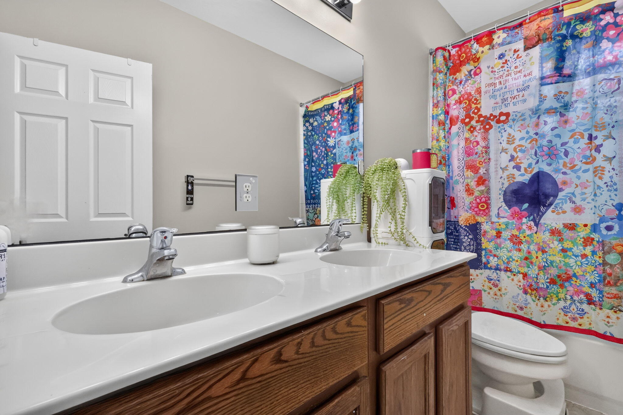 241 Gazetta Way Property Photo 31