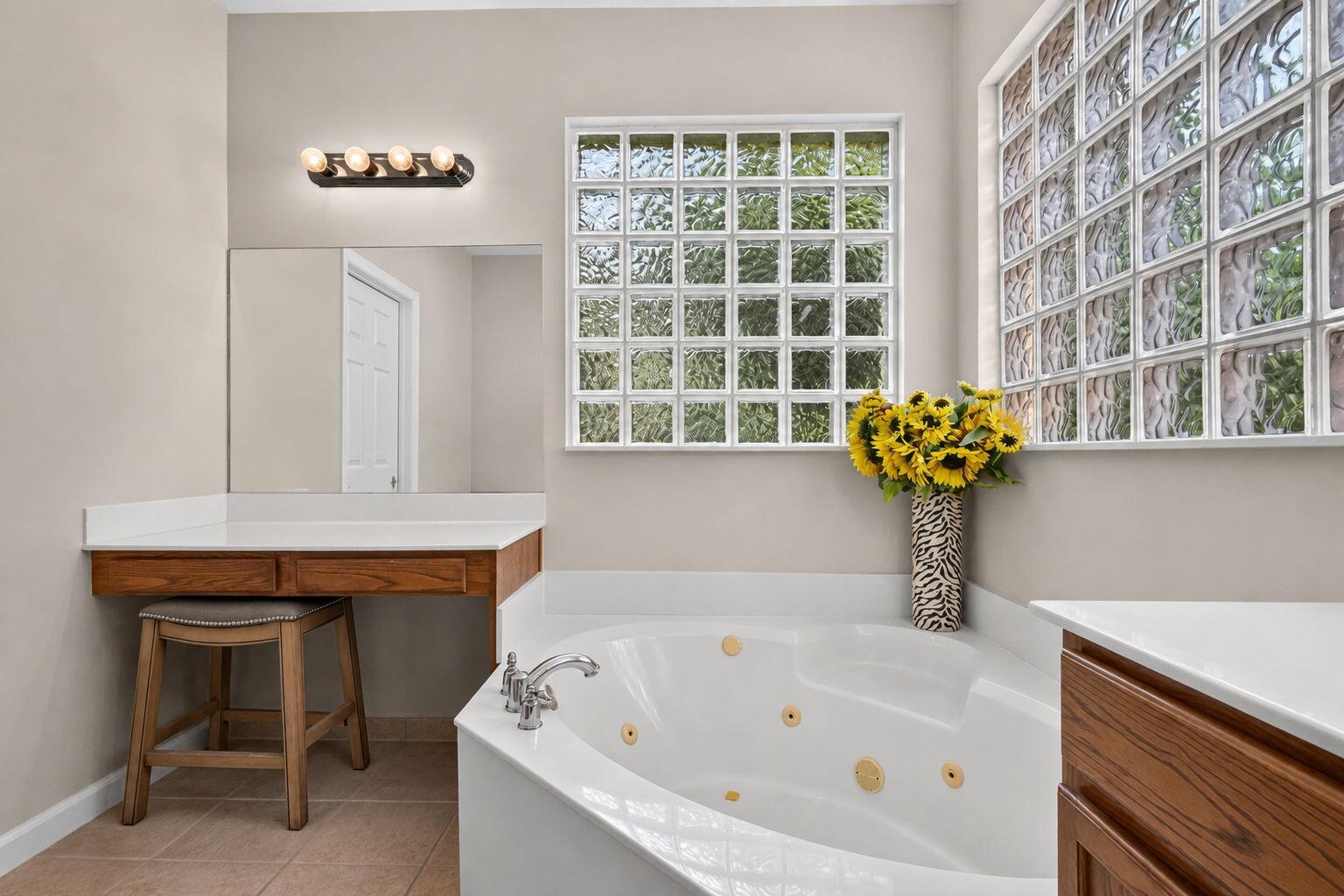 241 Gazetta Way Property Photo 38