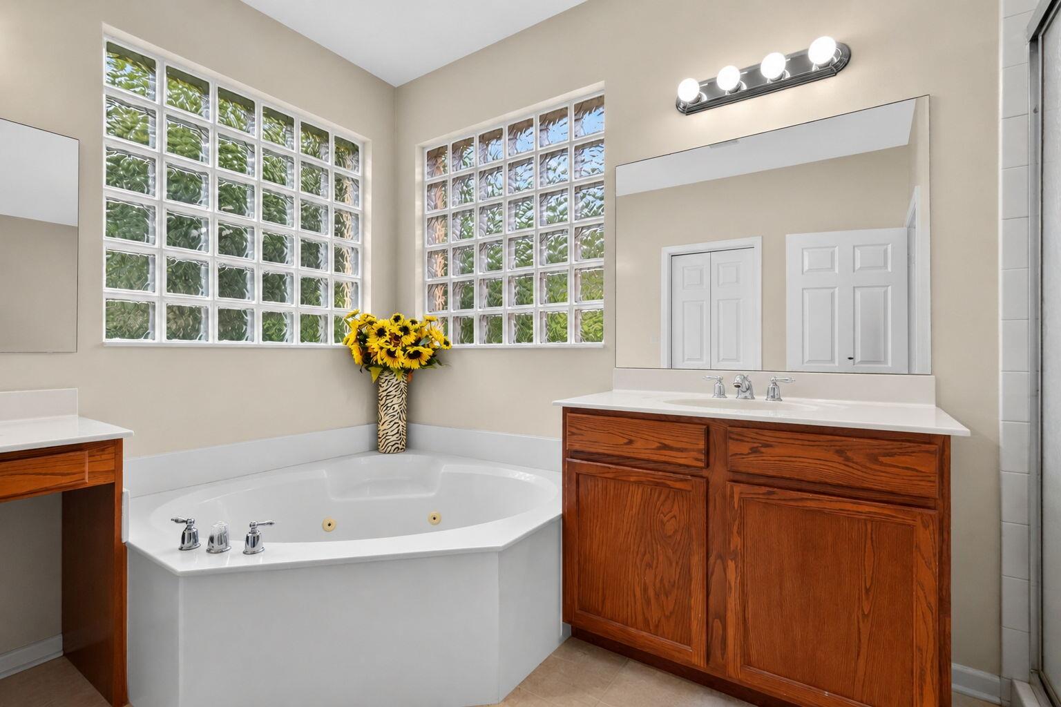 241 Gazetta Way Property Photo 39