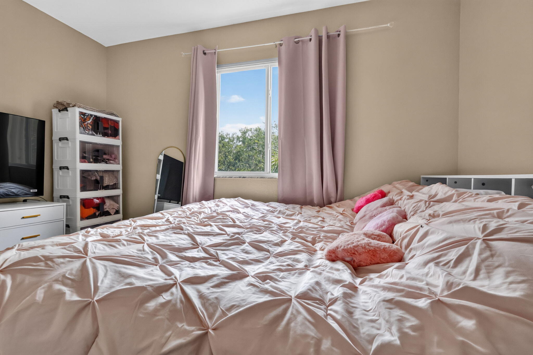 241 Gazetta Way Property Photo 43